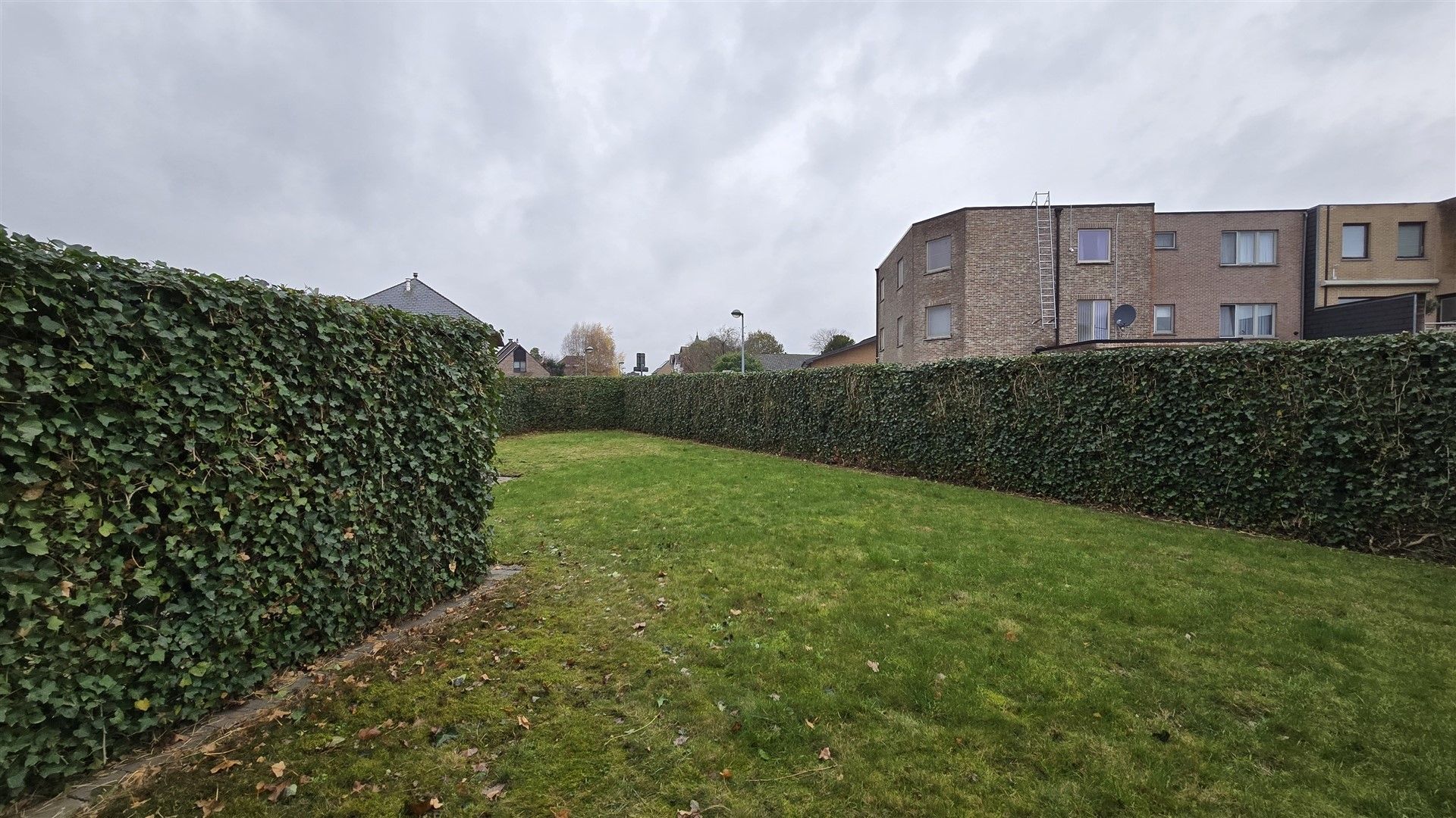 Moderne, energiezuinige woning (200m²) met 4 slaapkamers en tuin foto 30
