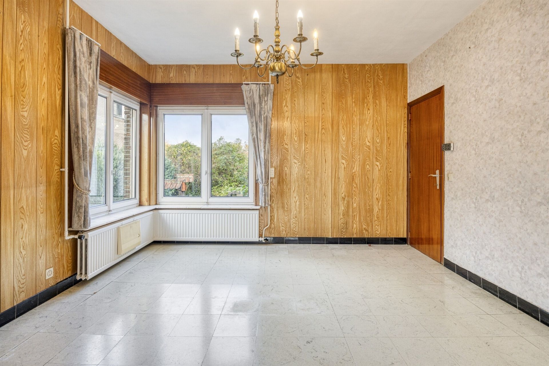 Woning op zeer goede ligging met potentieel foto 7