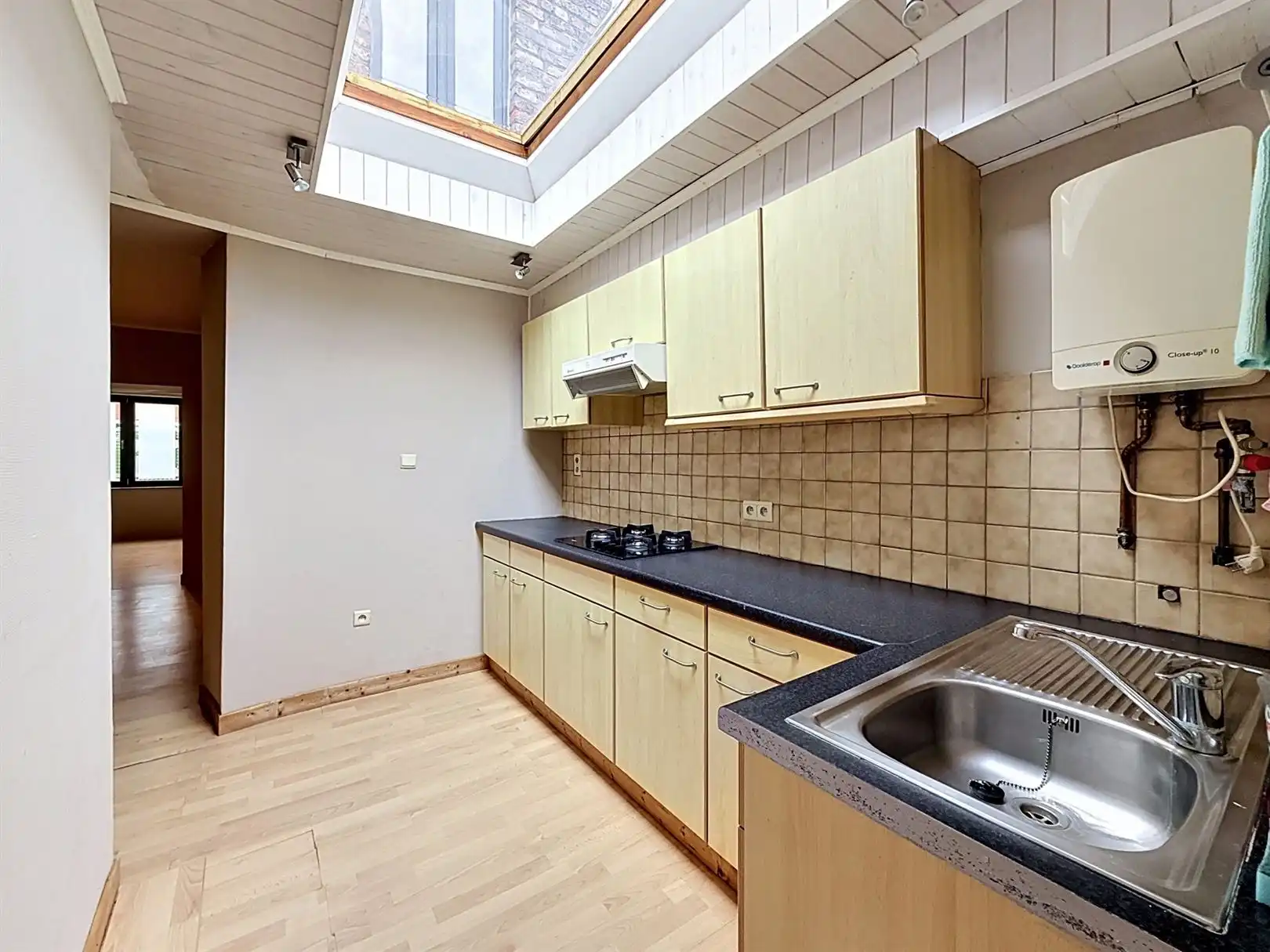 Leuke starterswoning/investeringspand, 2 slpks + zolder foto 7
