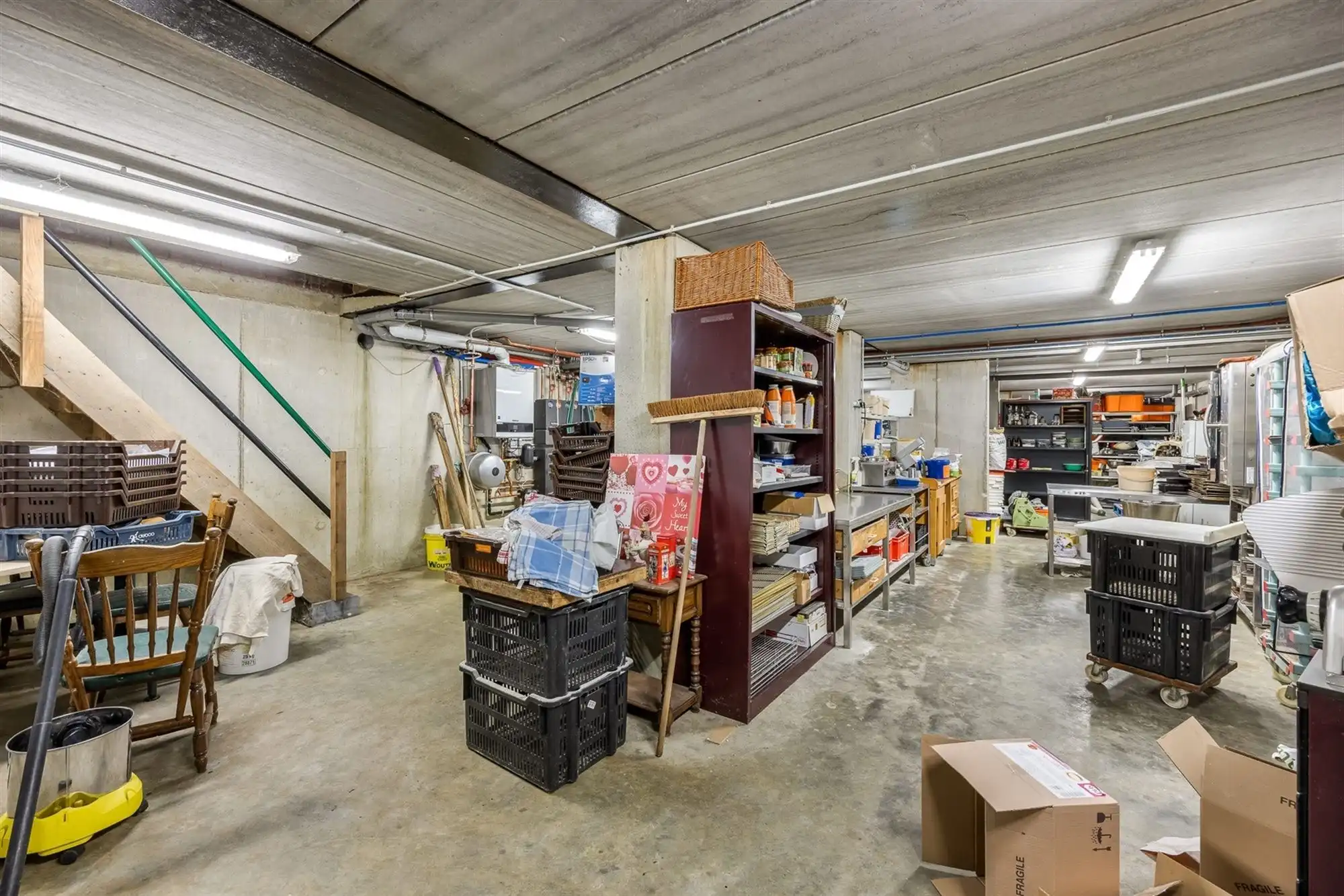 UNIEK EIGENDOM TE PAAL OP PERCEEL VAN MAAR LIEFST 1,2 HECTARE foto 51