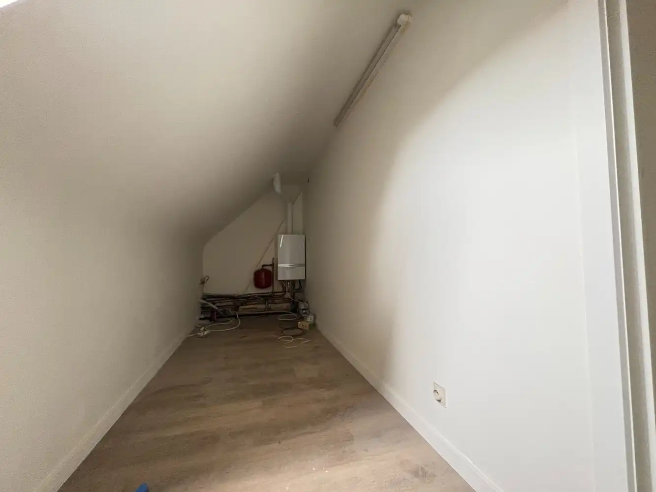 Gezellige, lichtrijke woning met drie slaapkamers foto 12