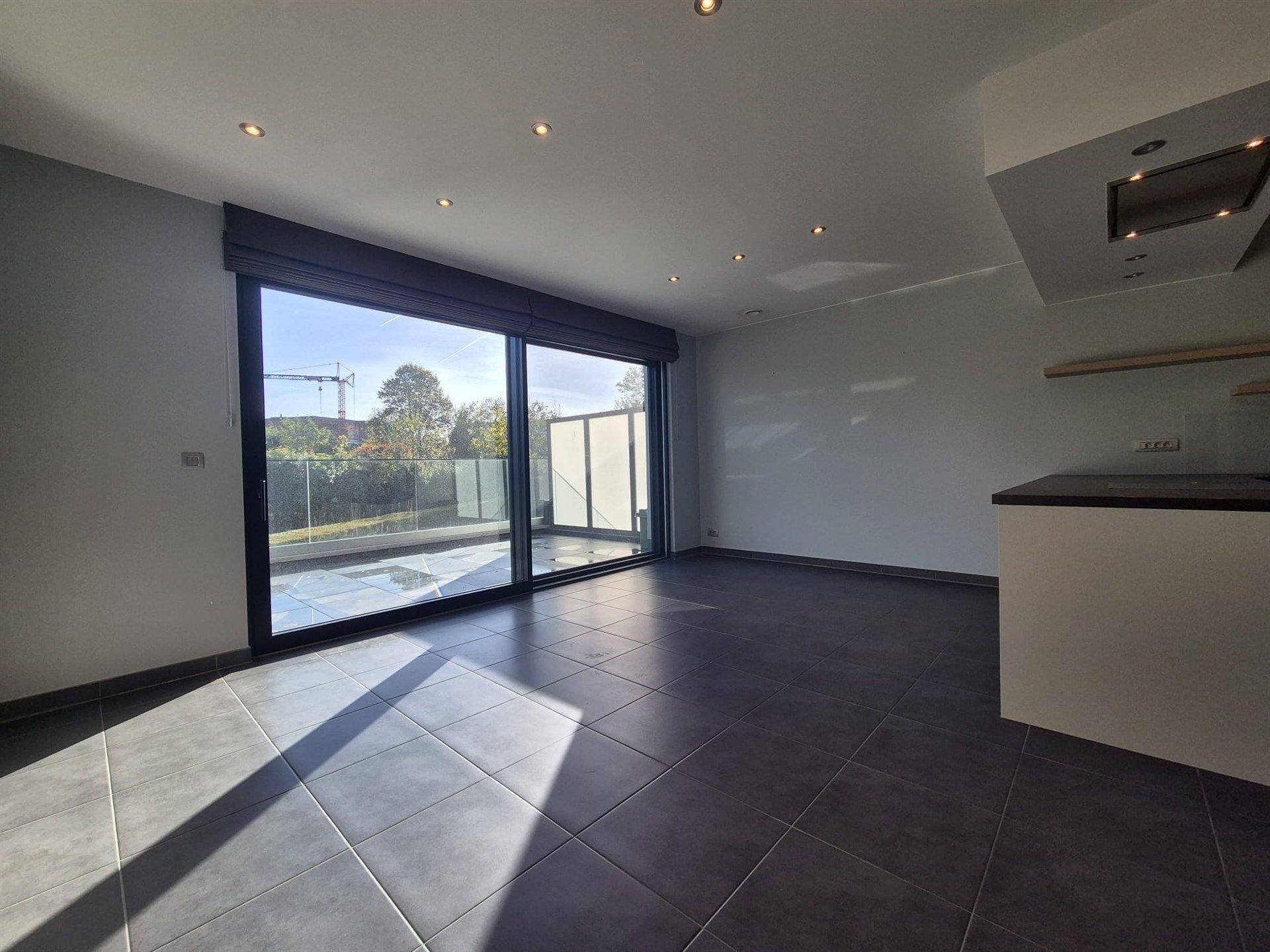 Rijkelijk uitgerust appartement met 2 slaapkamers en terras foto 6