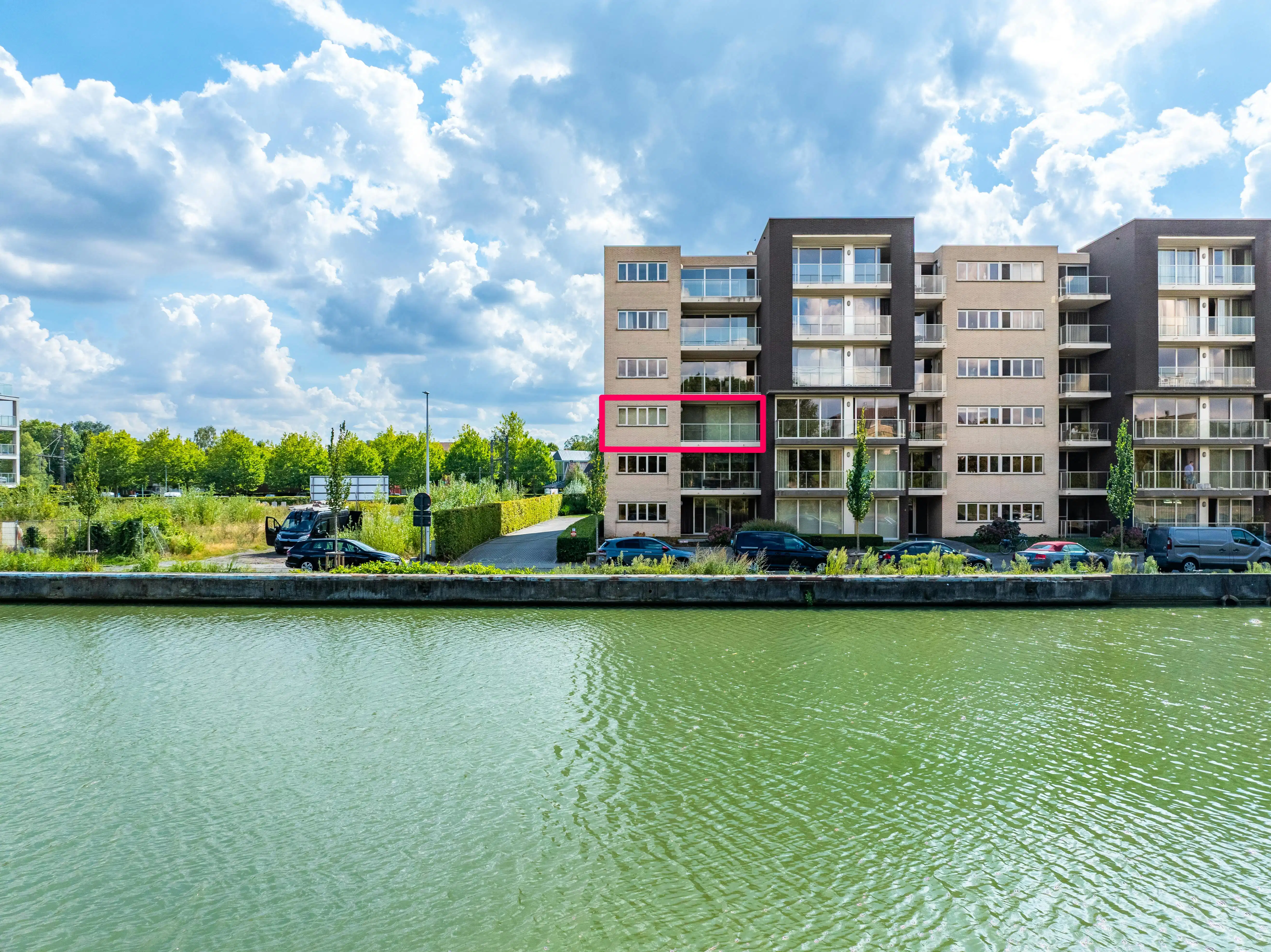 Exclusief appartement te Izegem van 148 m² foto 17