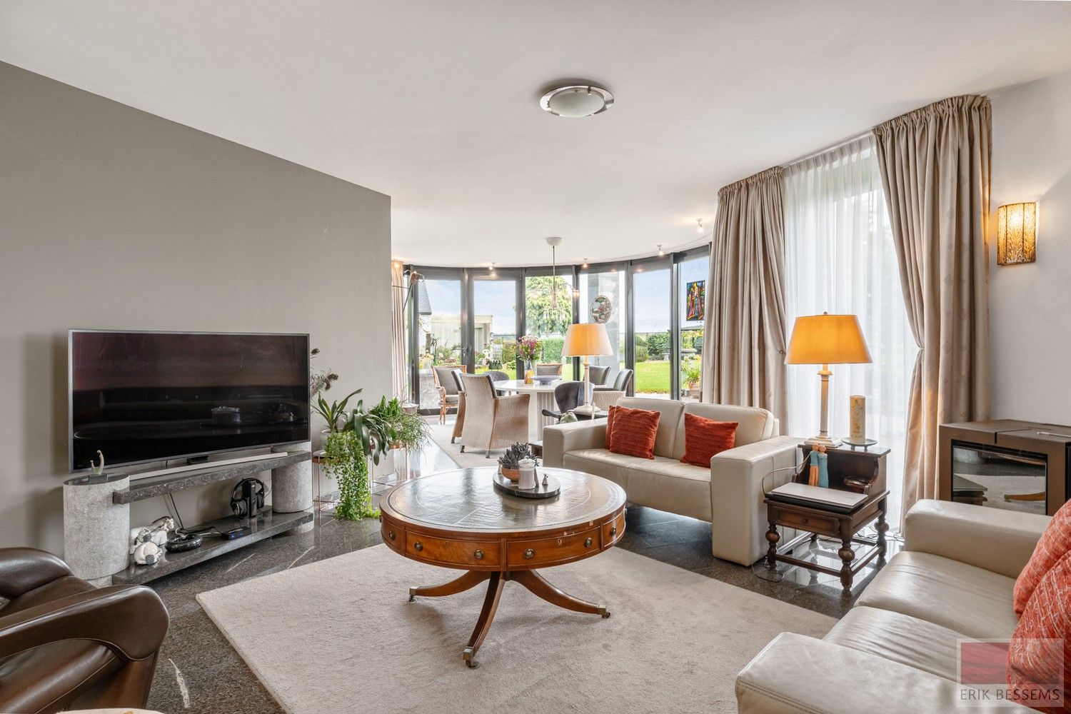 Ruime luxueuze villa met een bewoonbare opp van ca. 259m² en een perceel van 3900m². foto 7