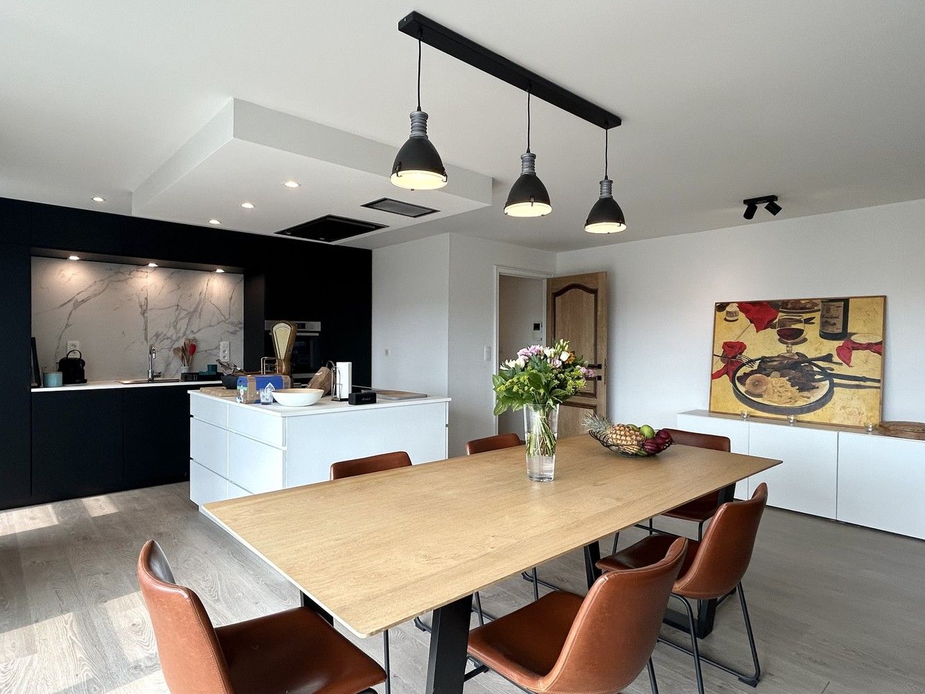 Prachtig gerenoveerd appartement met 2 slaapkamers en garagebox te Heverlee foto 5