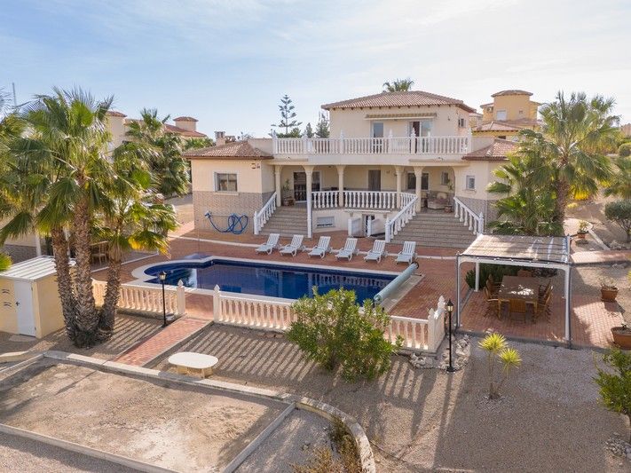 SCHITTERENDE VILLA IN CAMPOS DEL RIO MET PRIVÉZWEMBAD - IDEALE TWEEDE WONING IN SPANJE foto {{pictureIndex}}