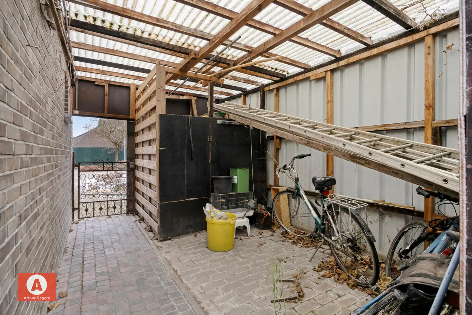 !!! IN OPTIE !!! Op te frissen woning in rustige wijk  foto 25