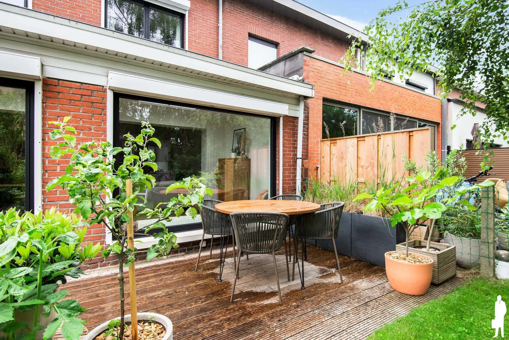 Instapklare gezinswoning met 3 slaapkamers en gezellige tuin foto 23