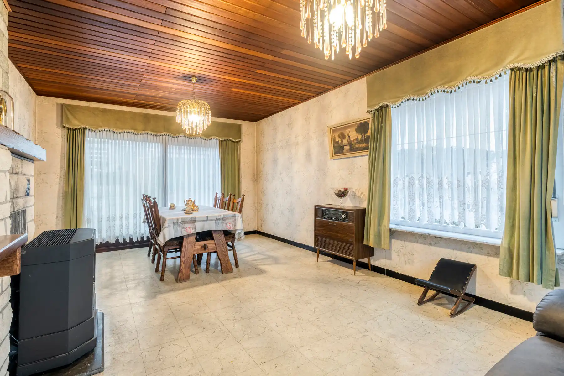 Op te frissen bungalow gelegen in het landelijke Meldert foto 2