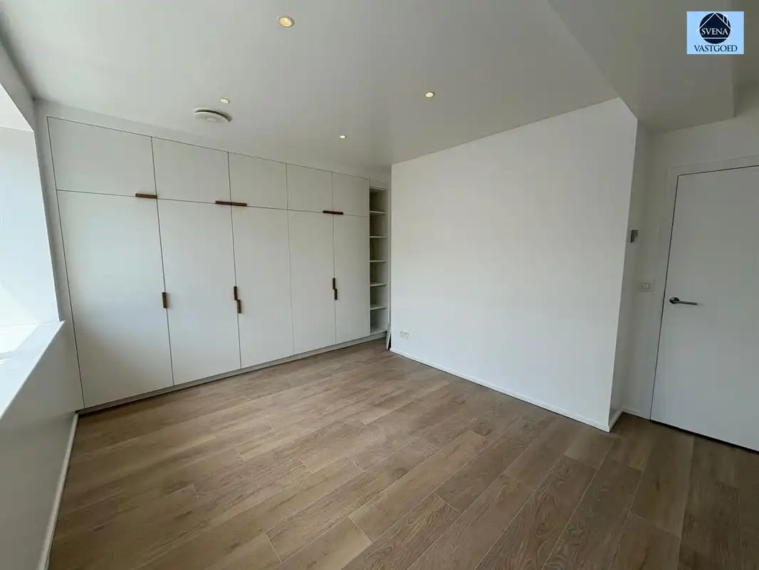 GERENOVEERD APPARTEMENT MET 2 SLAAPKAMERS foto 11