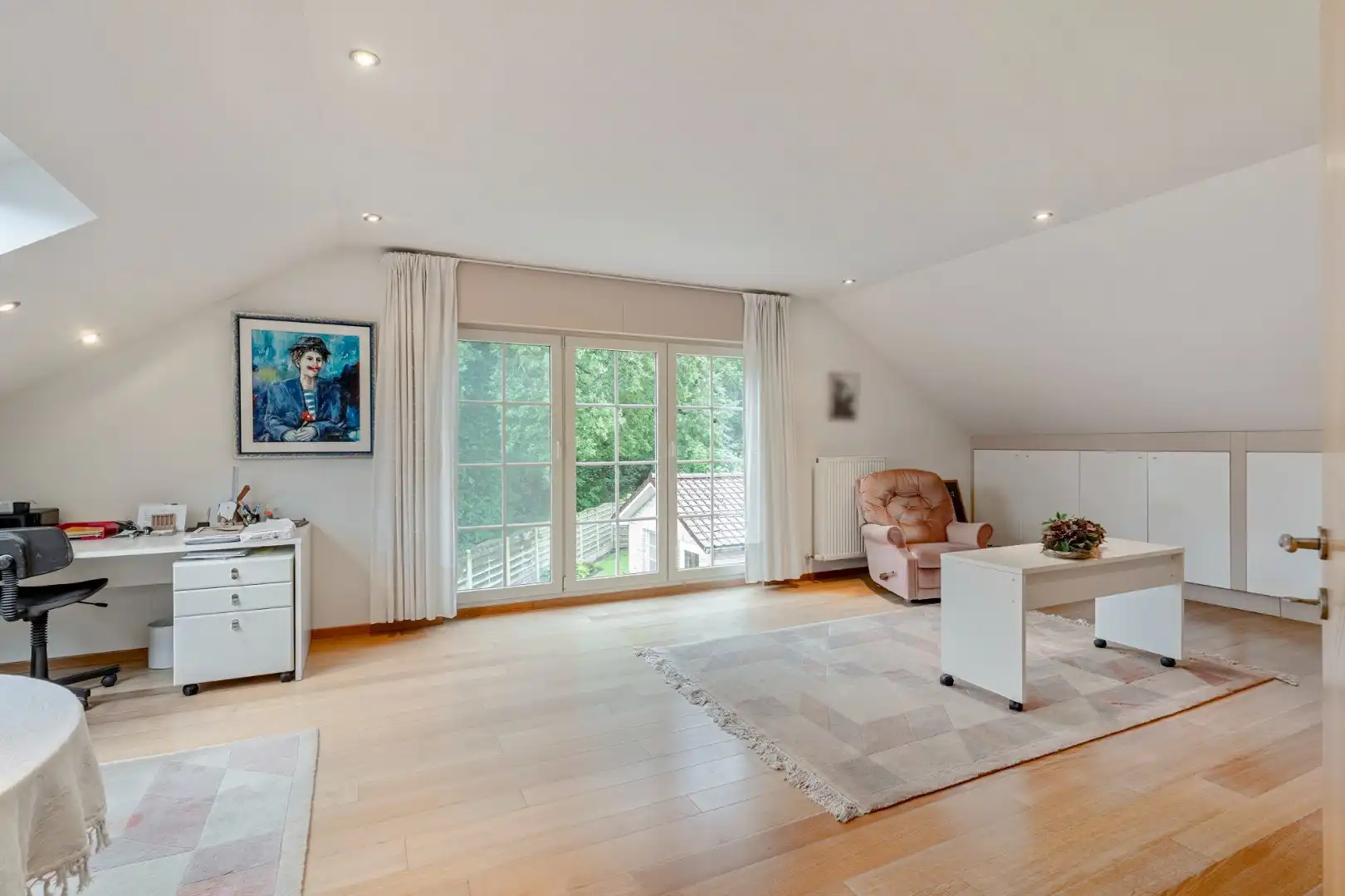 Verrassend ruim , vrijstaand landhuis op een perceel van 6a18ca. foto 19