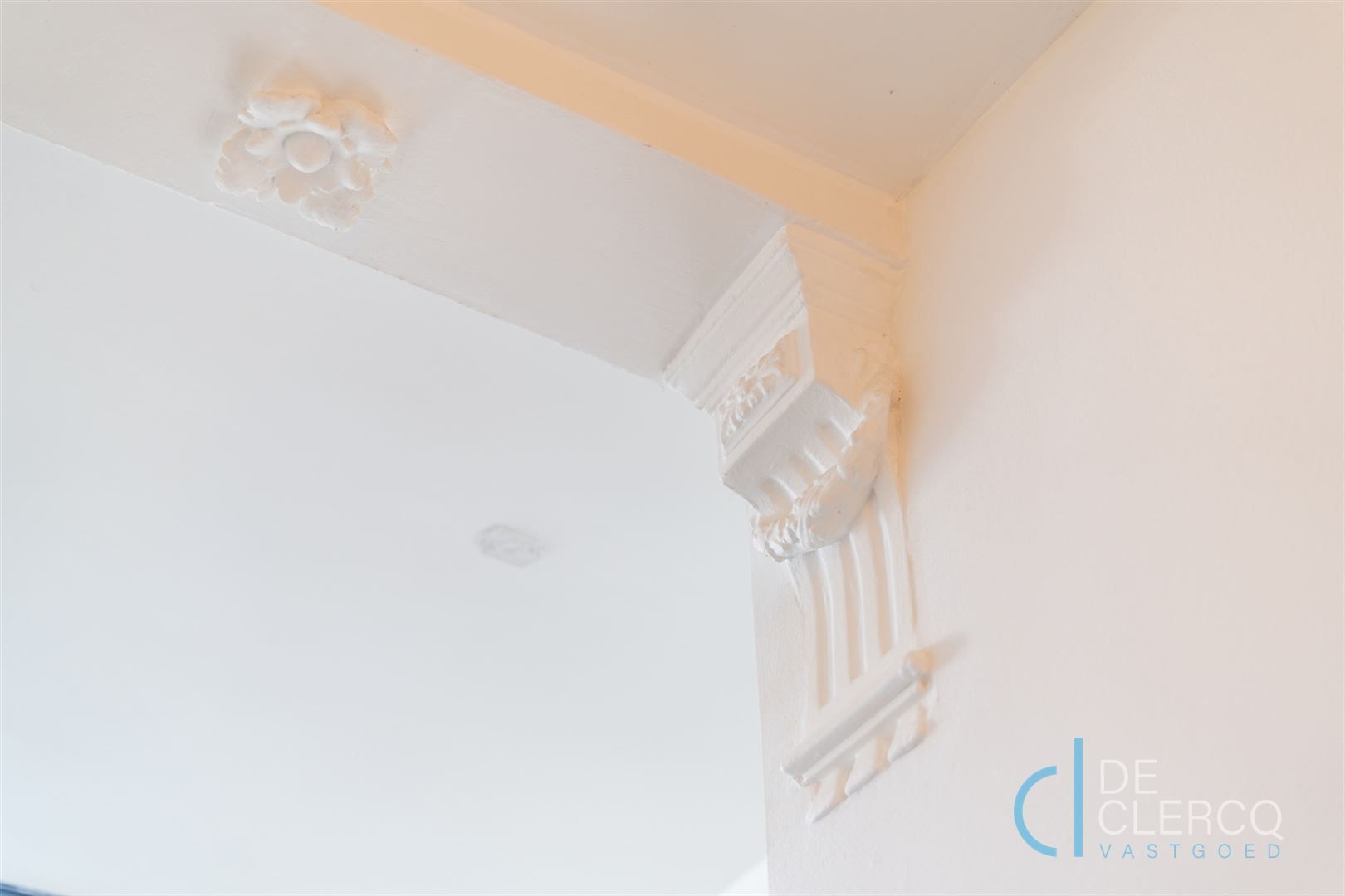 Op te frissen woning te koop in centrum Lochristi!  foto 9
