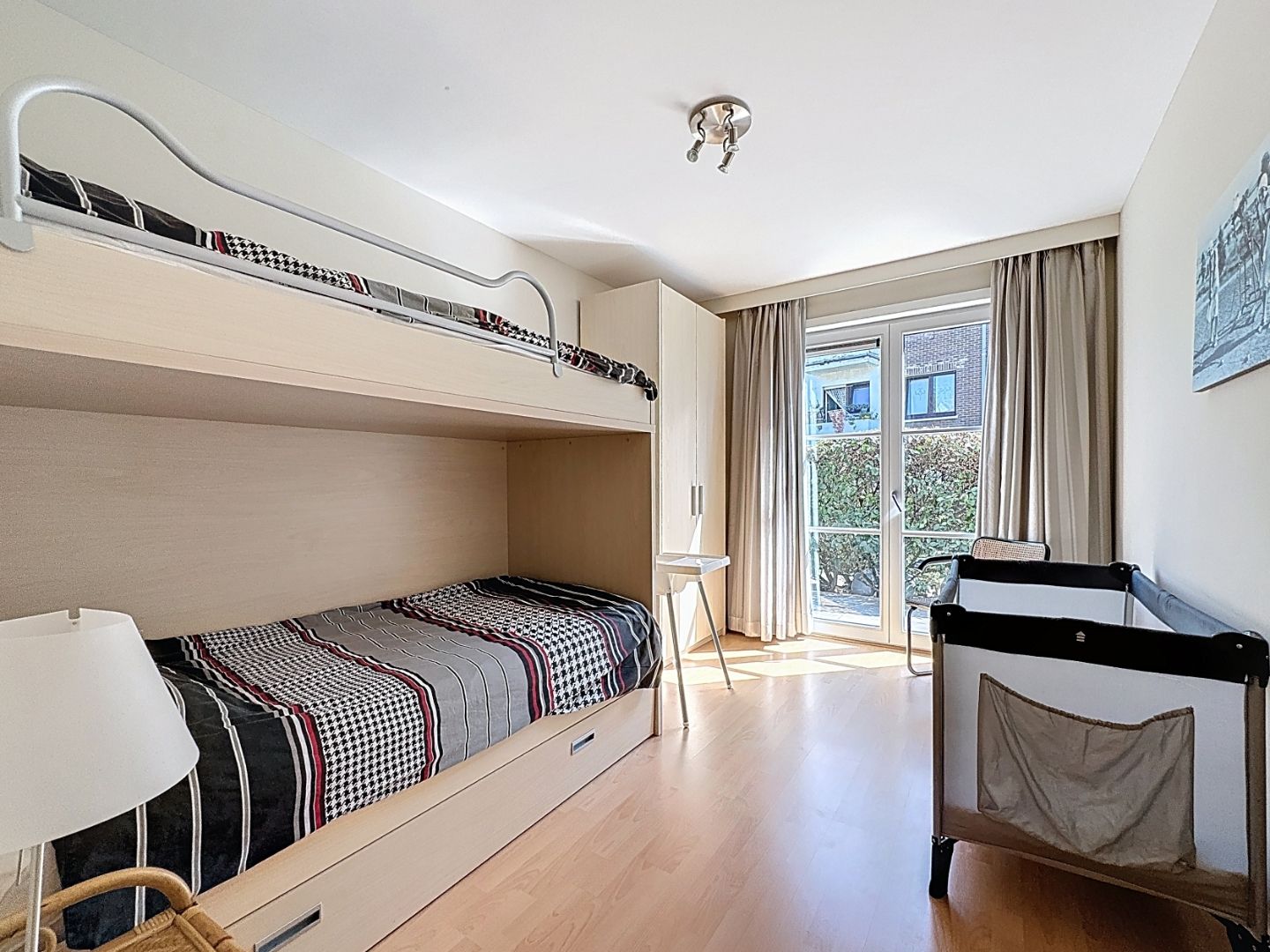 Prachtig appartement nabij het centrum van Sint-Idesbald. foto 6