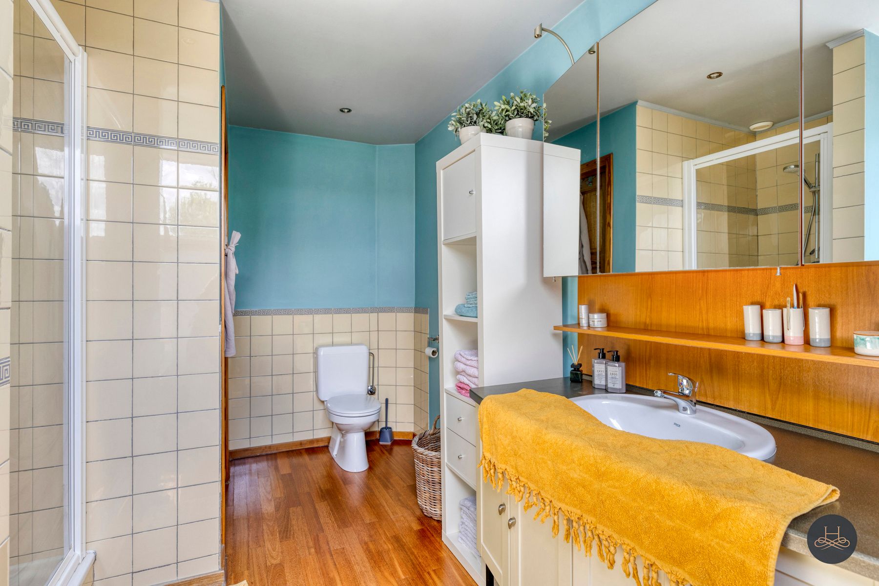 Sfeervolle, deels gerenoveerde woning met ruime diepe tuin foto 13