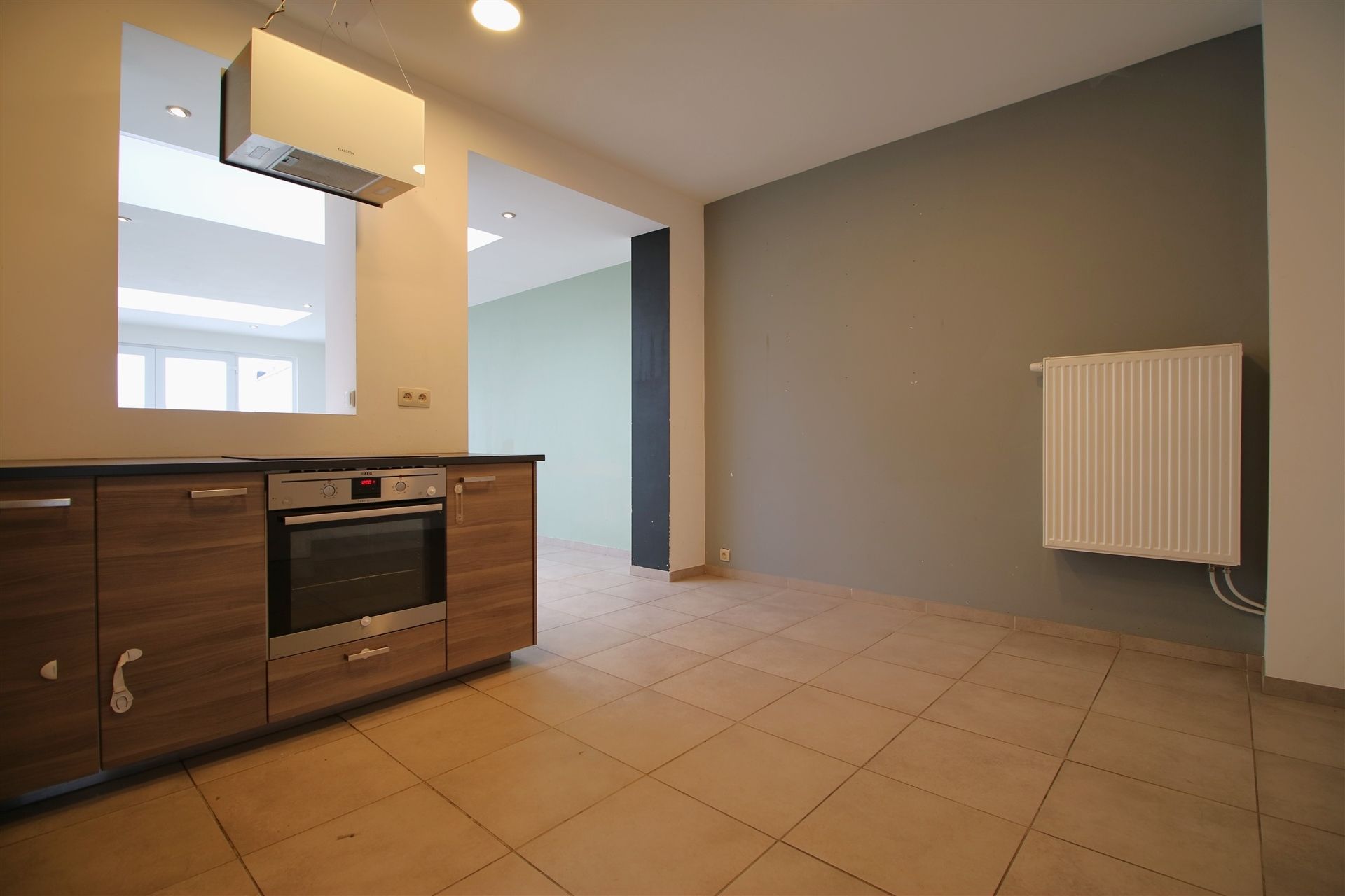 Vernieuwde gezellige woning in centrum Ruisbroek foto 5