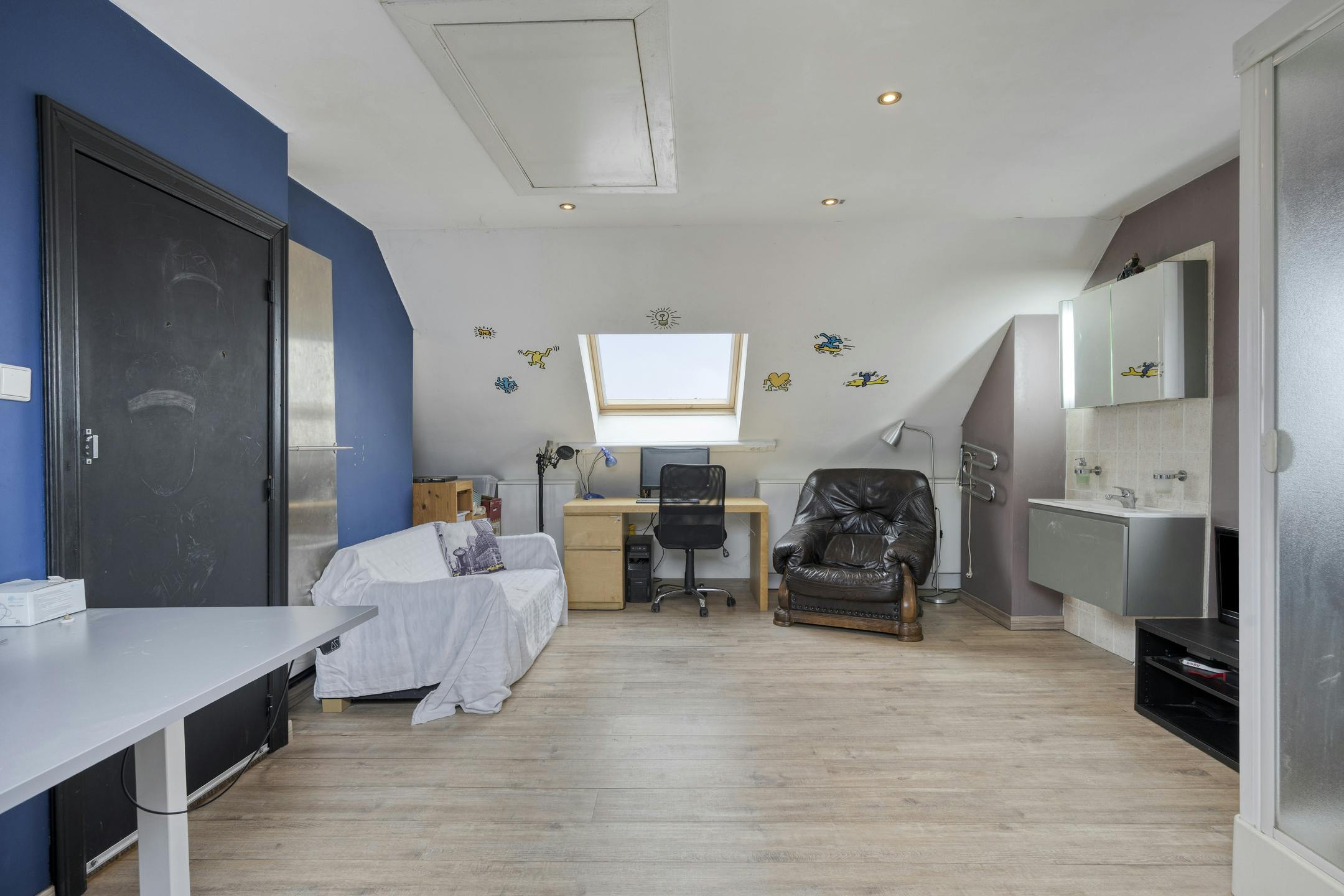 Charmante woning met potentieel te koop in Steenokkerzeel foto 14