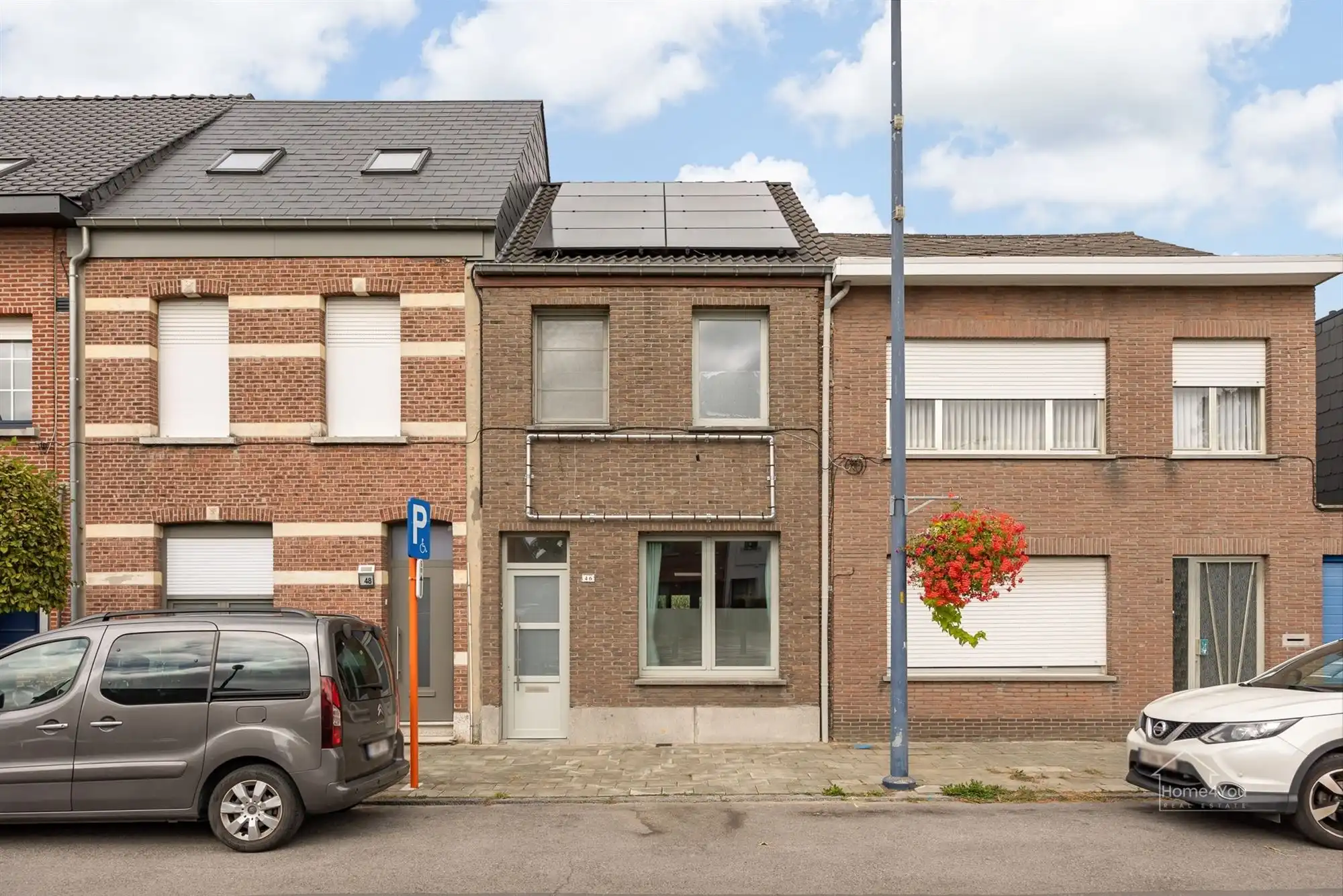 Rijwoning Topligging Kontich foto {{pictureIndex}}