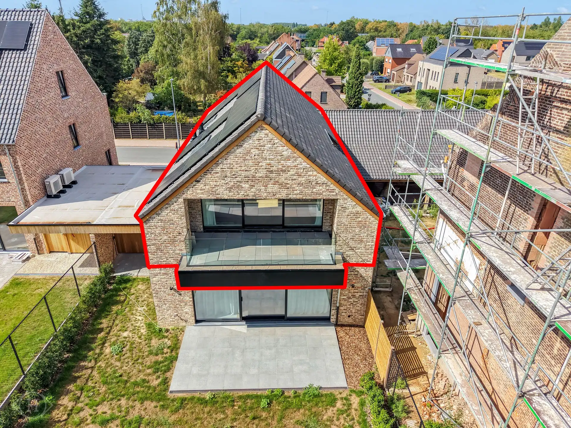 Luxe 3-slaapkamerappartement met ruim terras foto 10