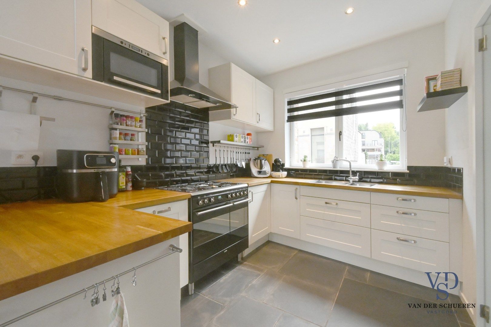 Charmante woning, centrum Gavere  foto 4