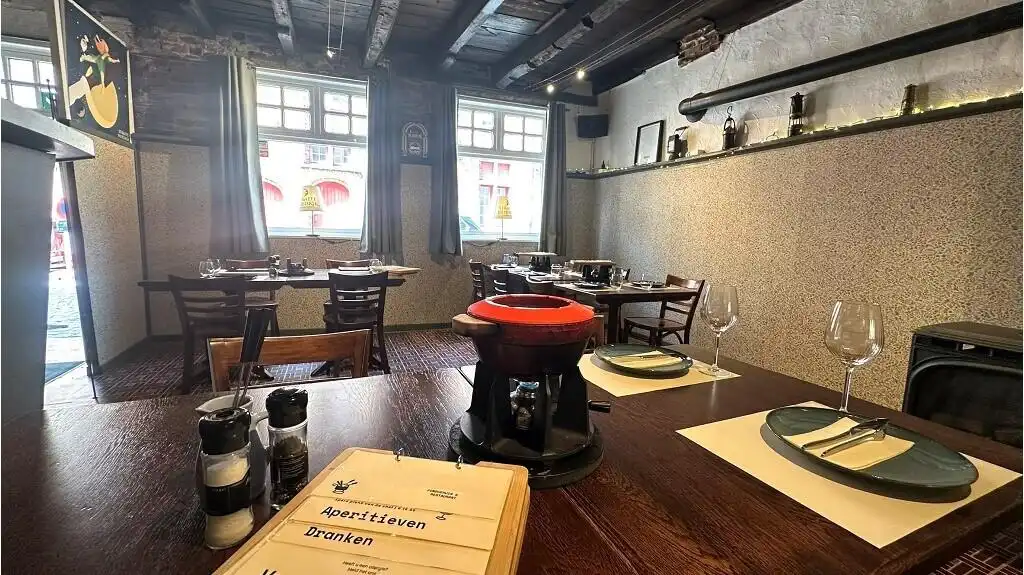 Overname instapklaar fonduehuis en restaurant in Brugge foto 5