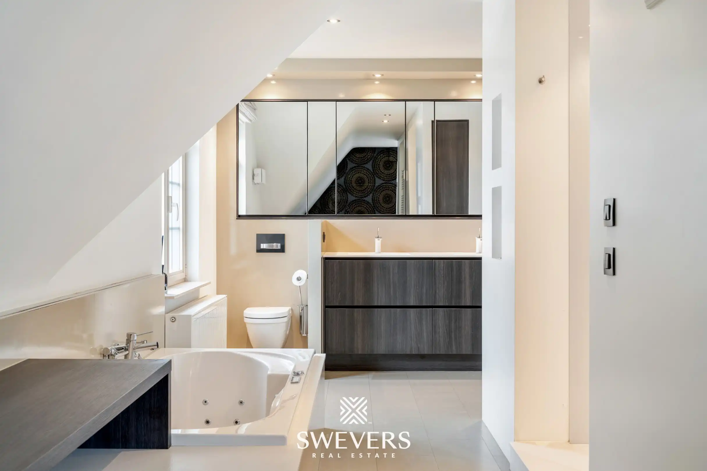 Luxueuze villa op zonrijk perceel (15a 35ca) te Beringen foto 21