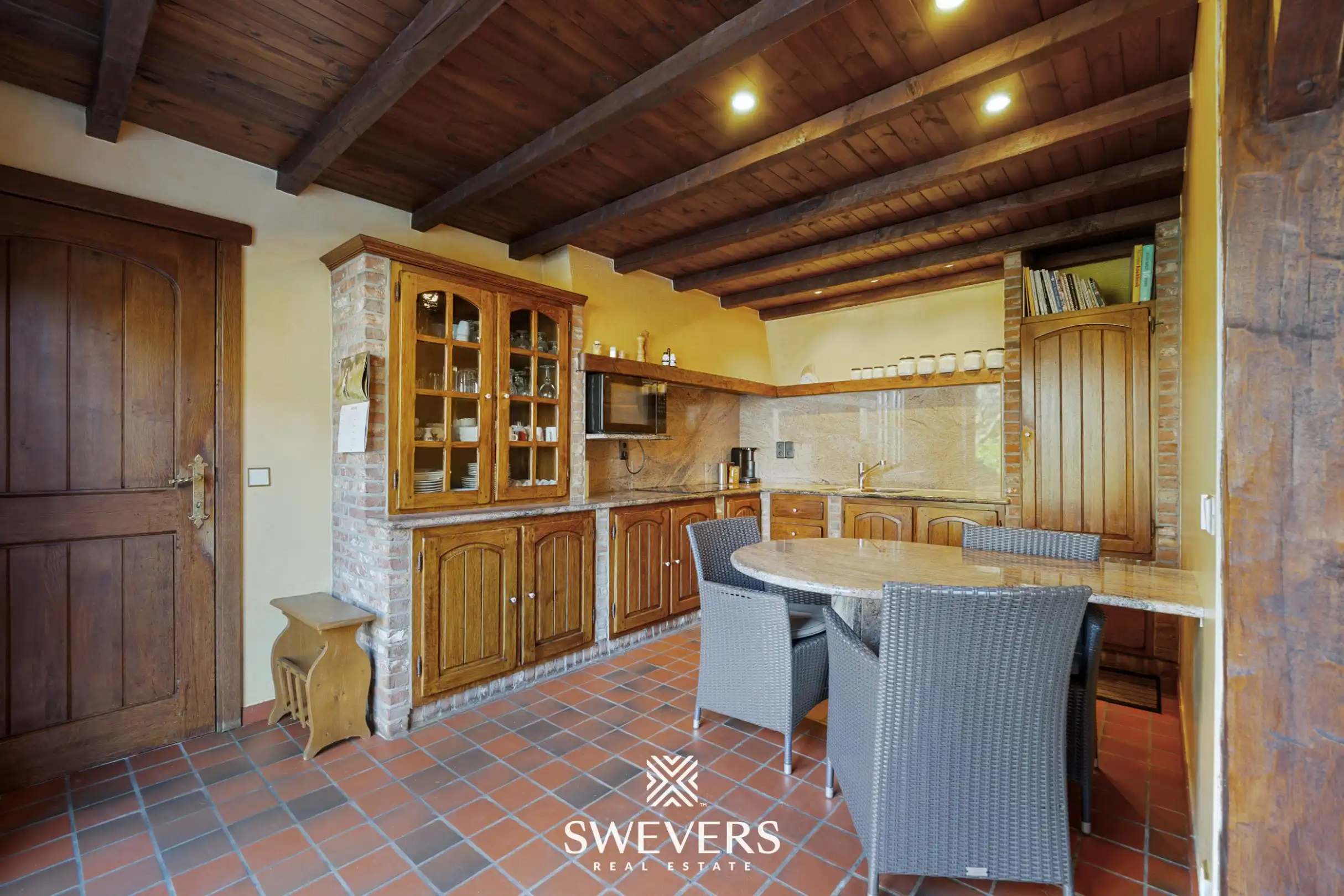 Charmante woning met drie slaapkamers te Heusden-Zolder   foto 8