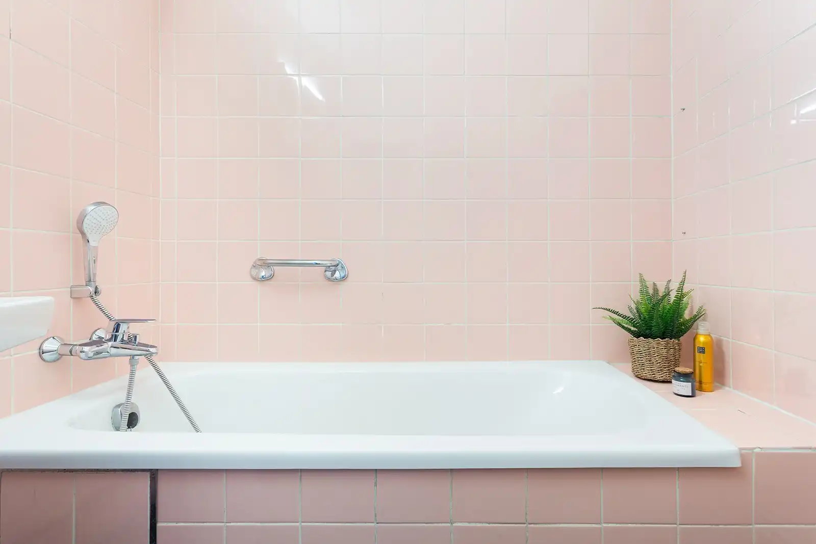 Rustig gelegen 3-slaapkamer appartement met 2 terrassen!    foto 18