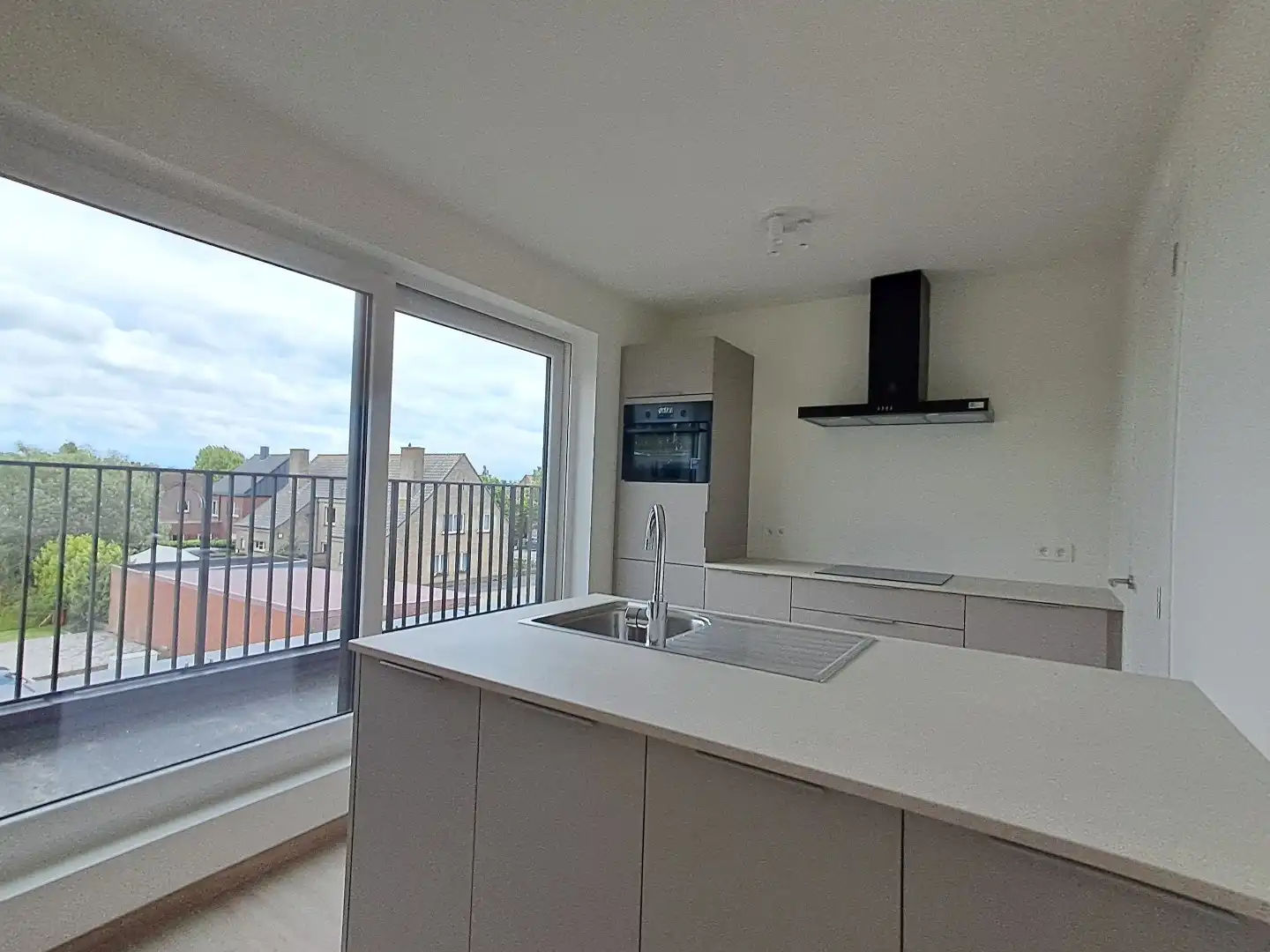 Penthouse in het centrum van Sijsele! foto 4
