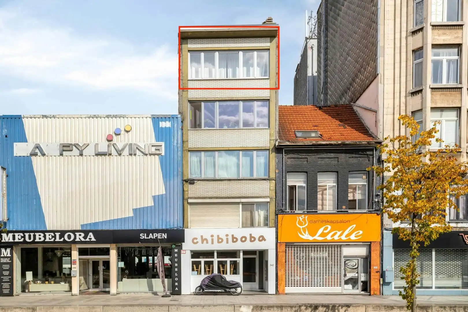 Kwalitatief appartement met 3 slaapkamers te koop in Merksem foto 18