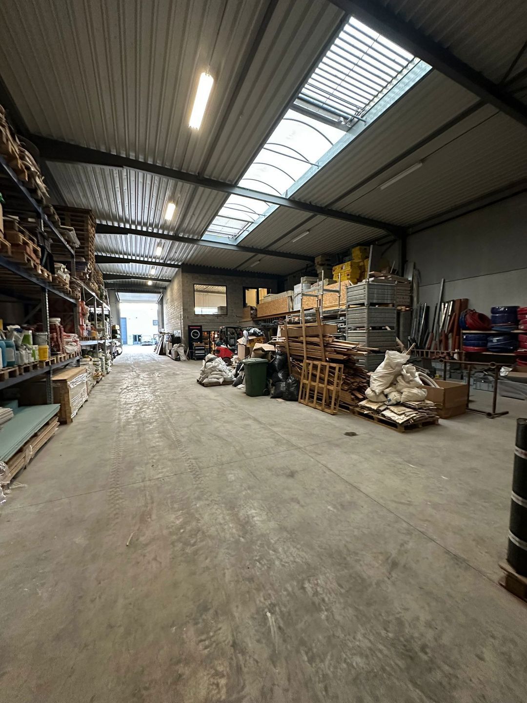 Bedrijfsvastgoed te koop foto 4