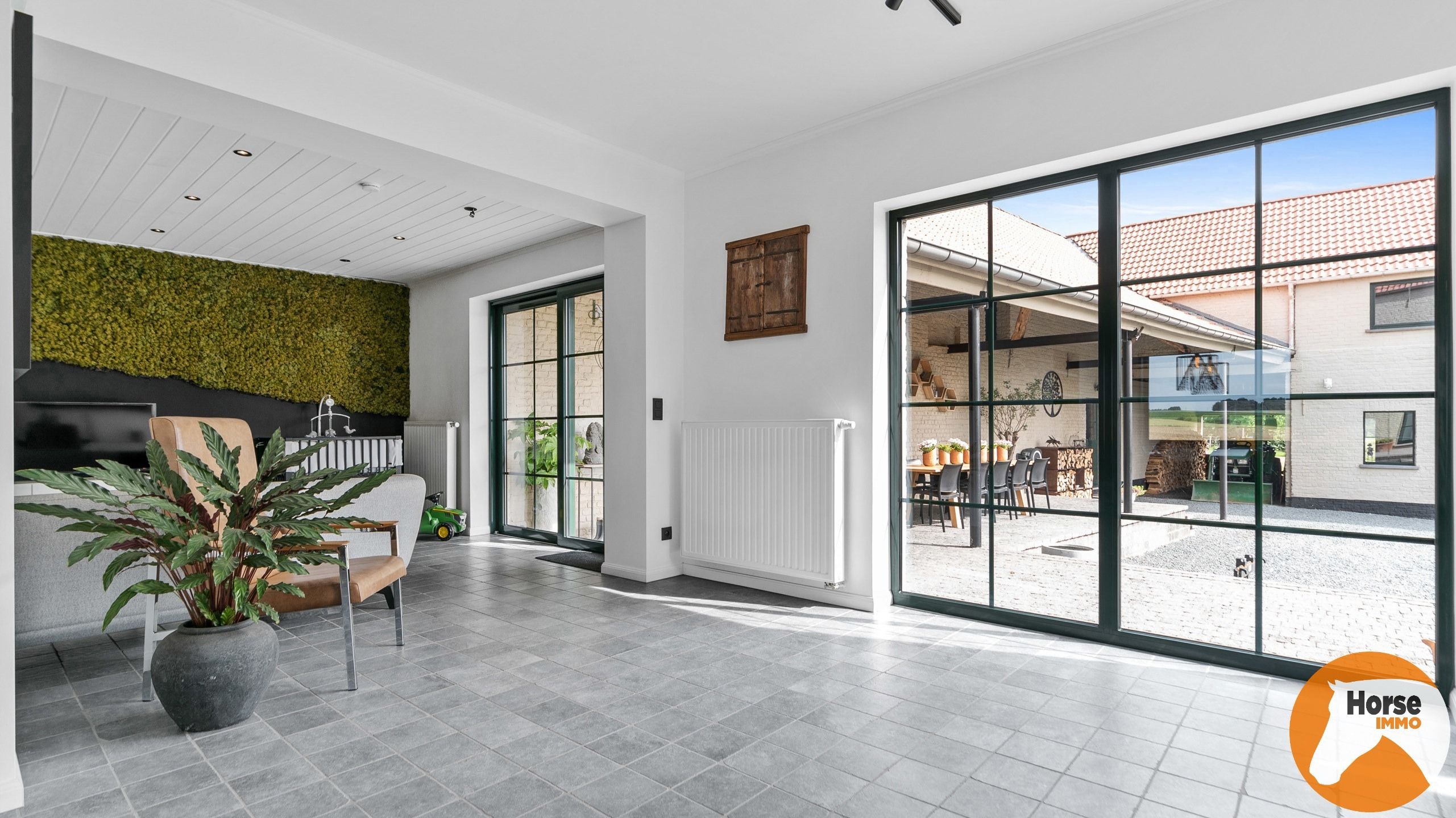 PEPINGEN  Smaakvol gerenoveerde hoeve met ruimte voor opslag foto 5