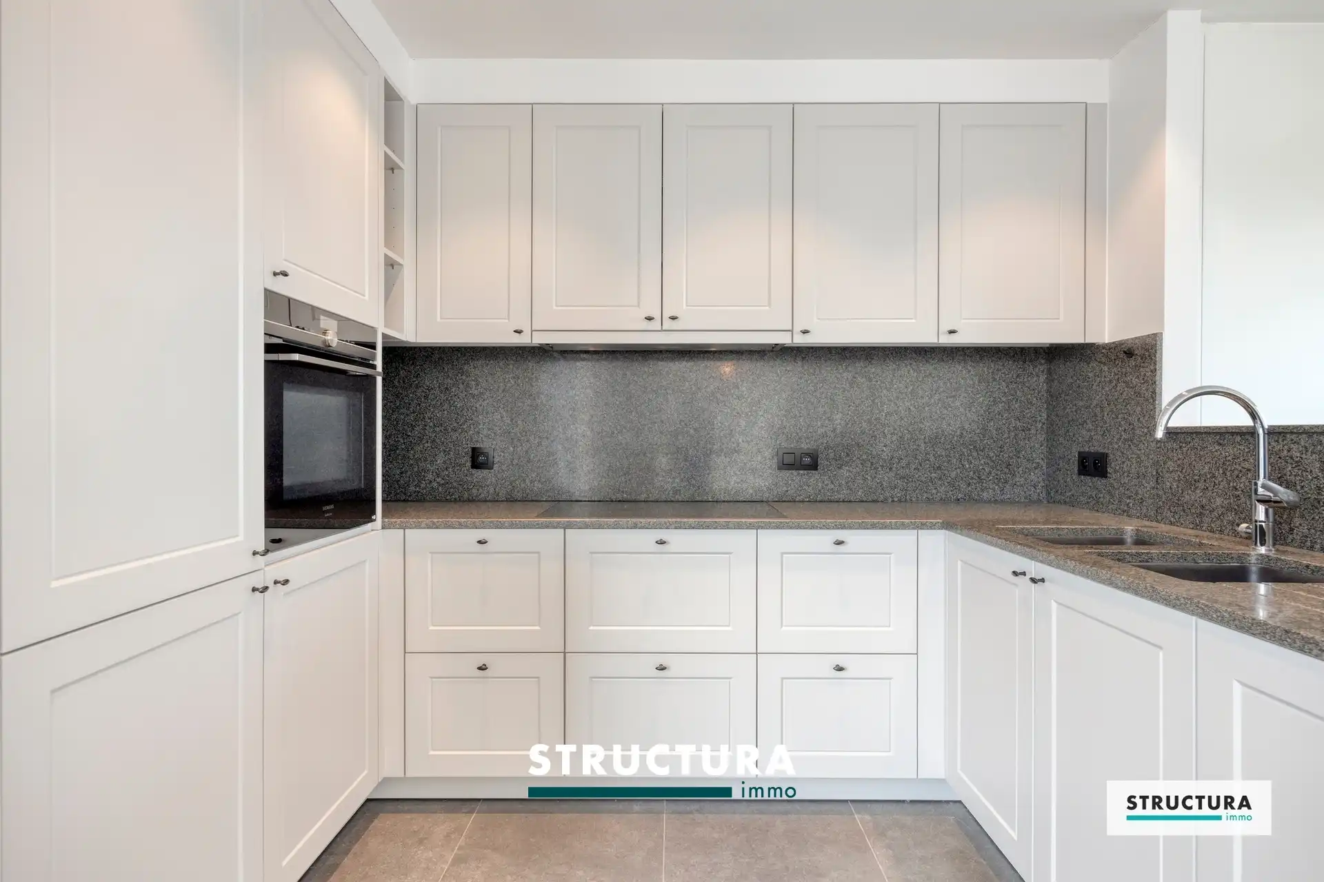 Luxueus appartement op de bovenste verdieping foto 6