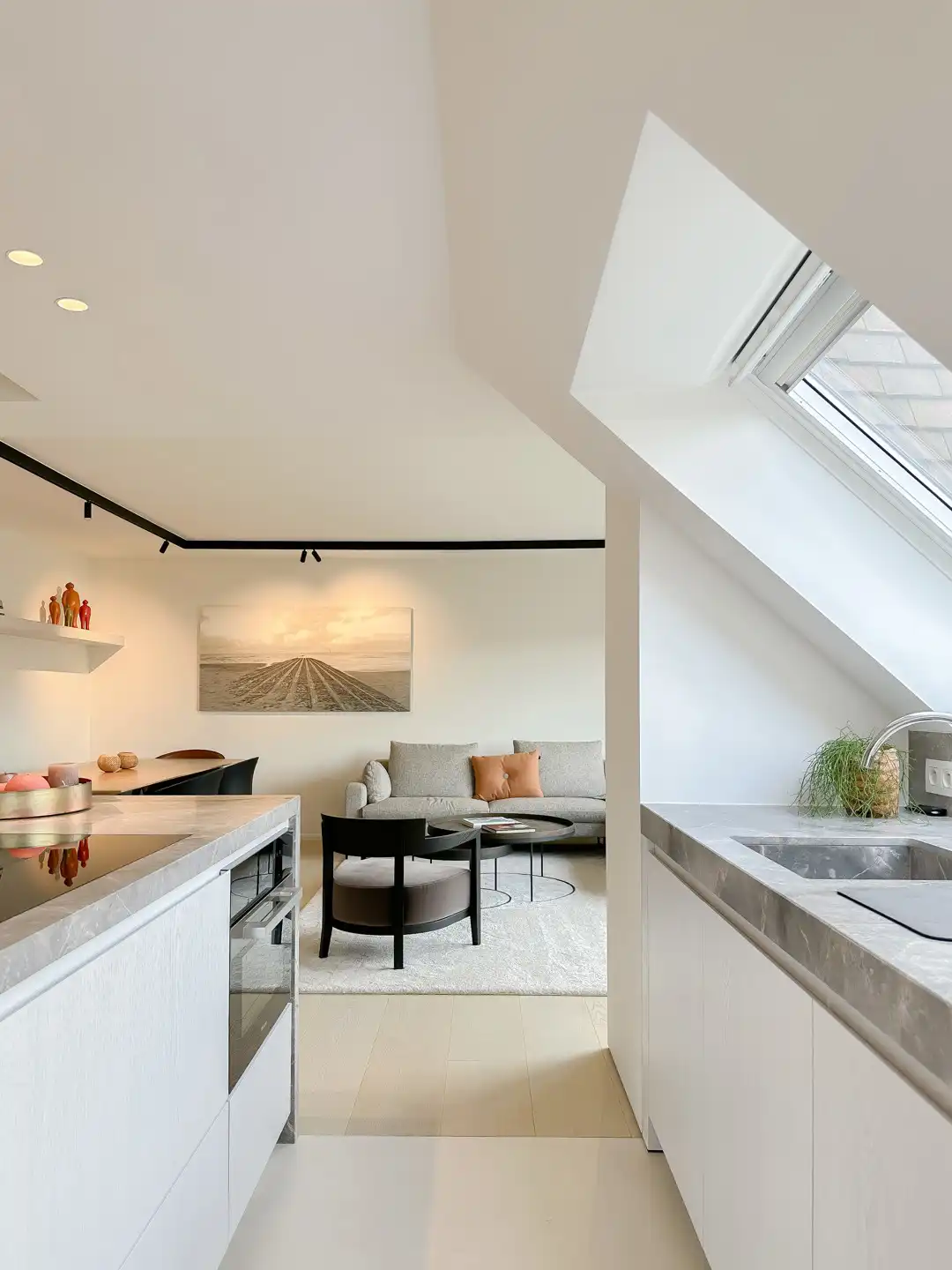 Bijzonder verfijnd duplexappartement, gelegen in het Zoute foto 16