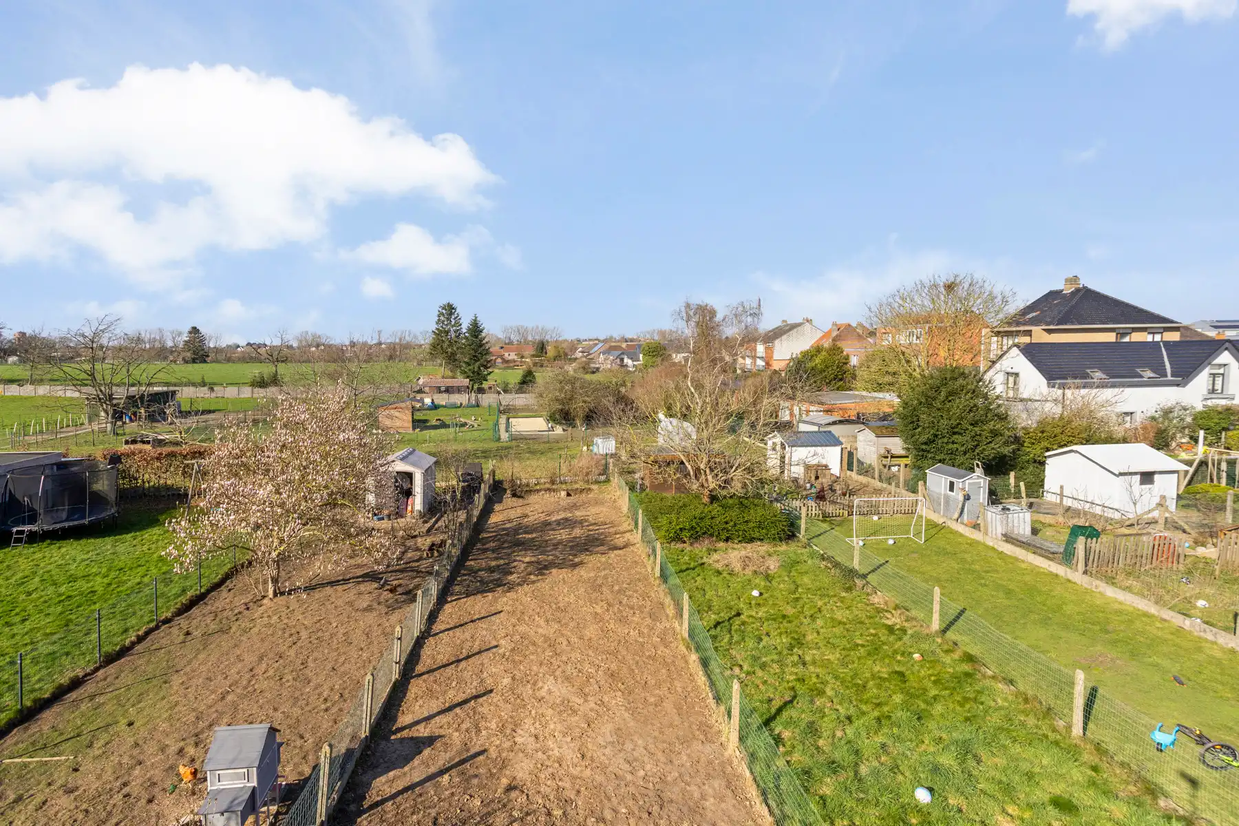 Volledig vernieuwde woning met 3 slaapkamers foto 23
