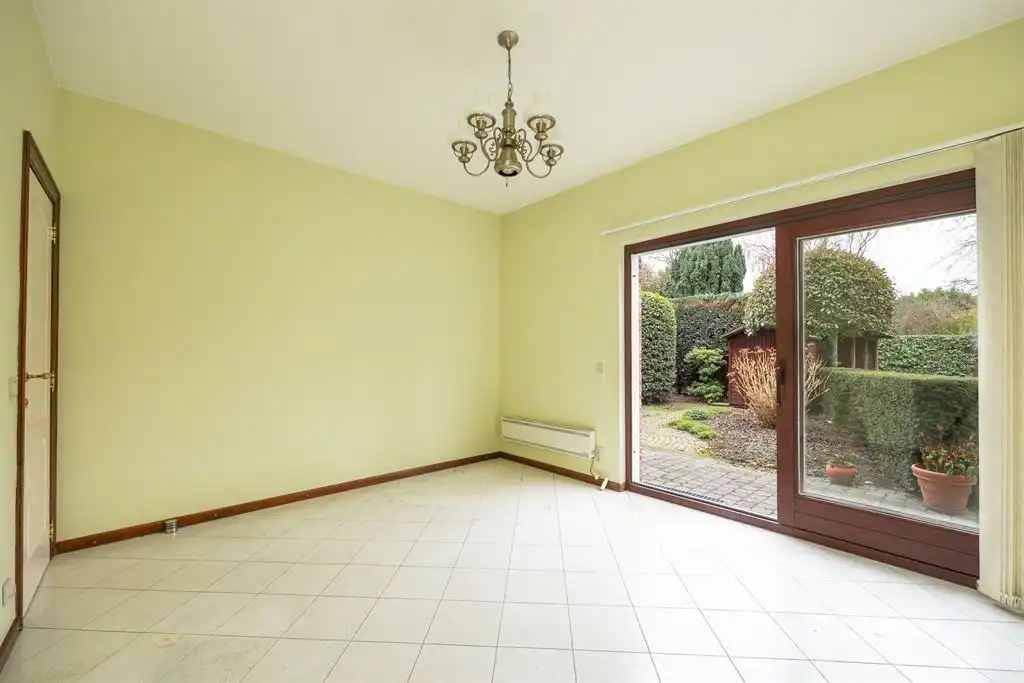 Gelijkvloers appartement met tuin en autostaanplaats foto 7