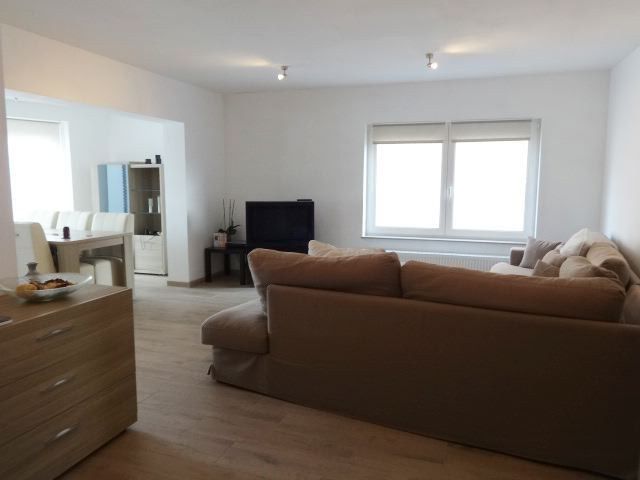 Prachtig duplexappartement met garage in het centrum van Gistel foto 2