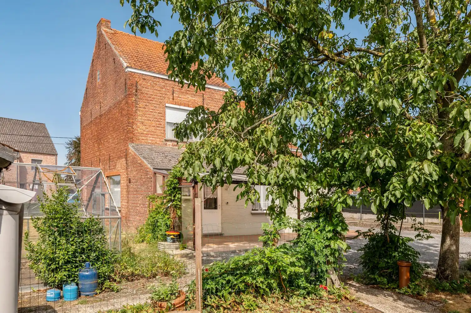 PRACHTIG GELEGEN WONING VLAK BIJ CENTRUM BONHEIDEN foto 27
