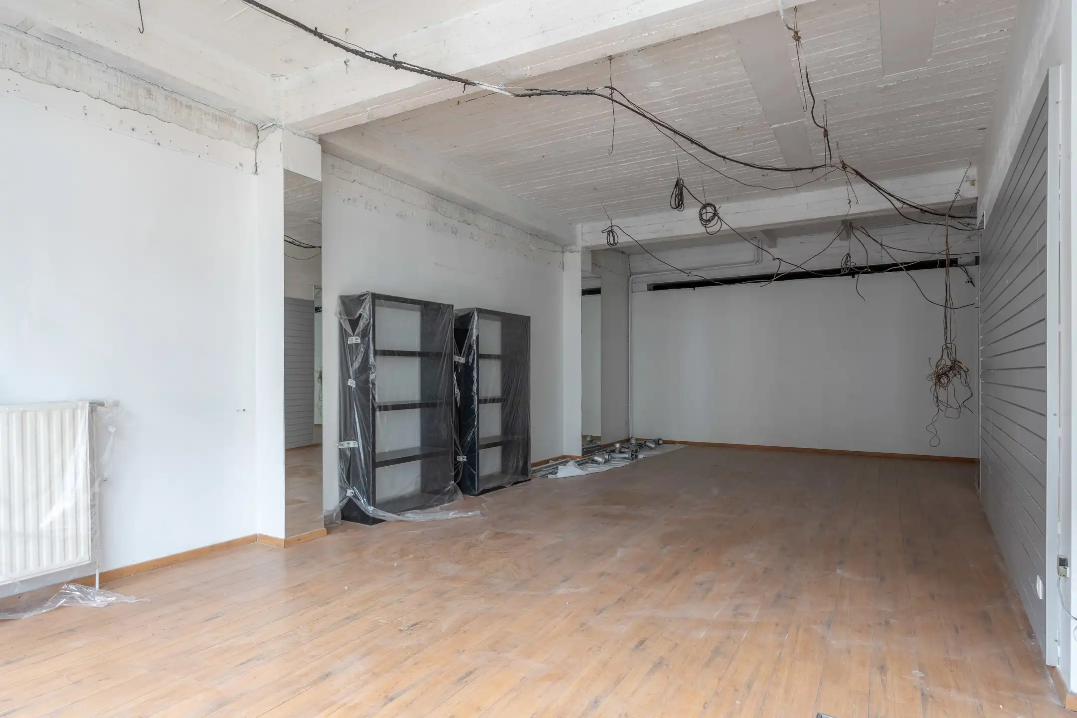 Ruim handelspand met mooie vitrinebreedte, centraal gelegen te Turnhout foto 4