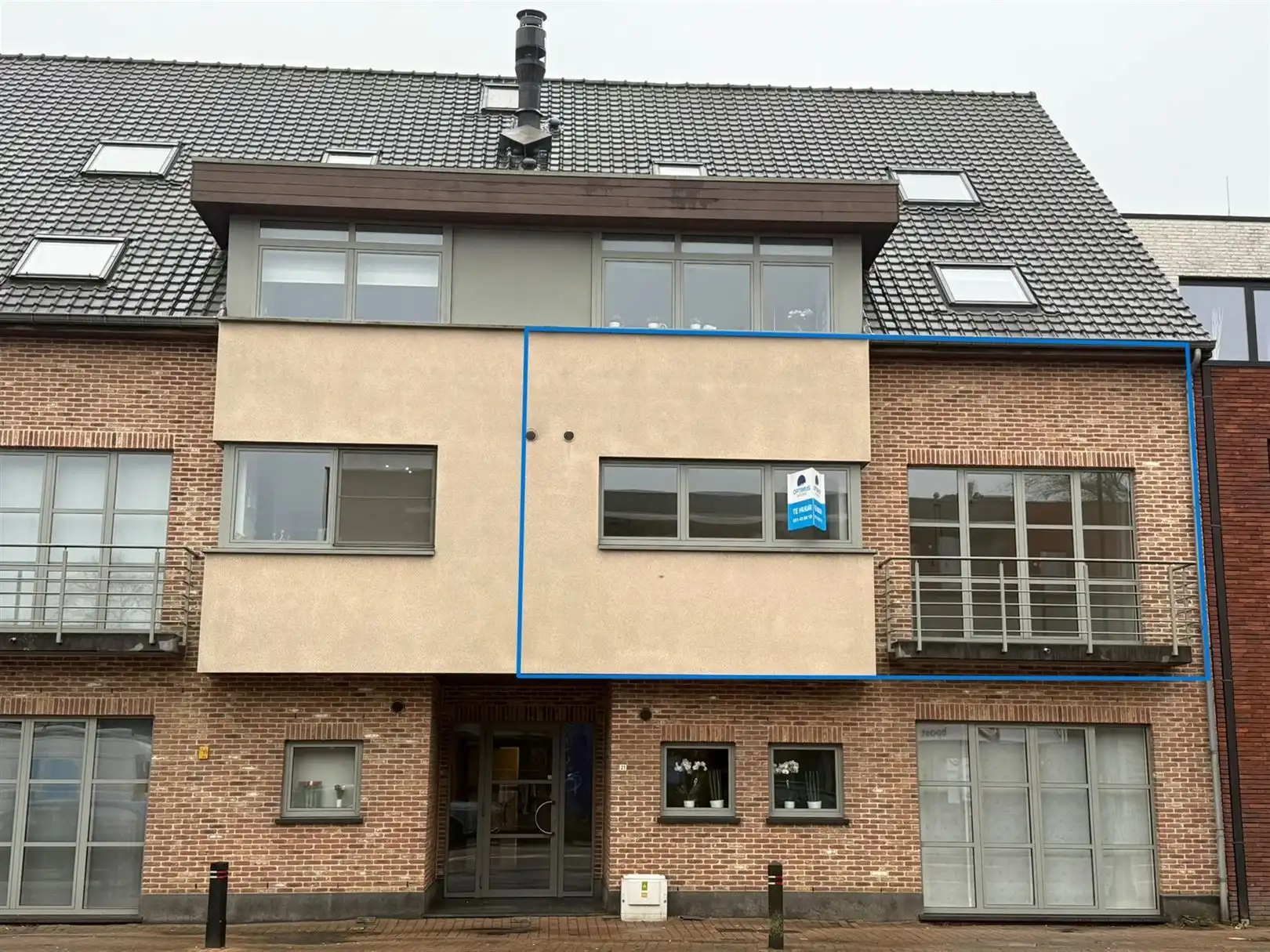 TE HUUR: Ruim appartement met 2 slaapkamers te Heusden-Zolder! foto {{pictureIndex}}