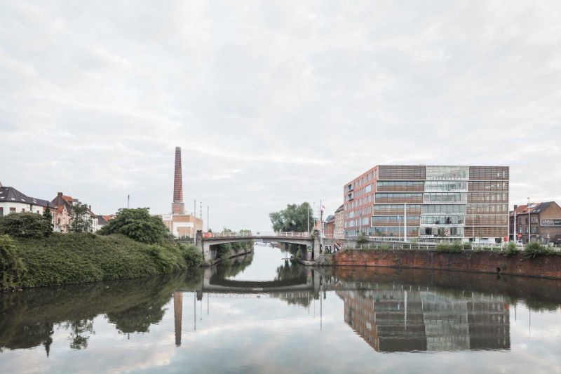 Kantoren te huur in Quantum Building aan Dampoortstation Gent met prachtig uitzicht foto 3