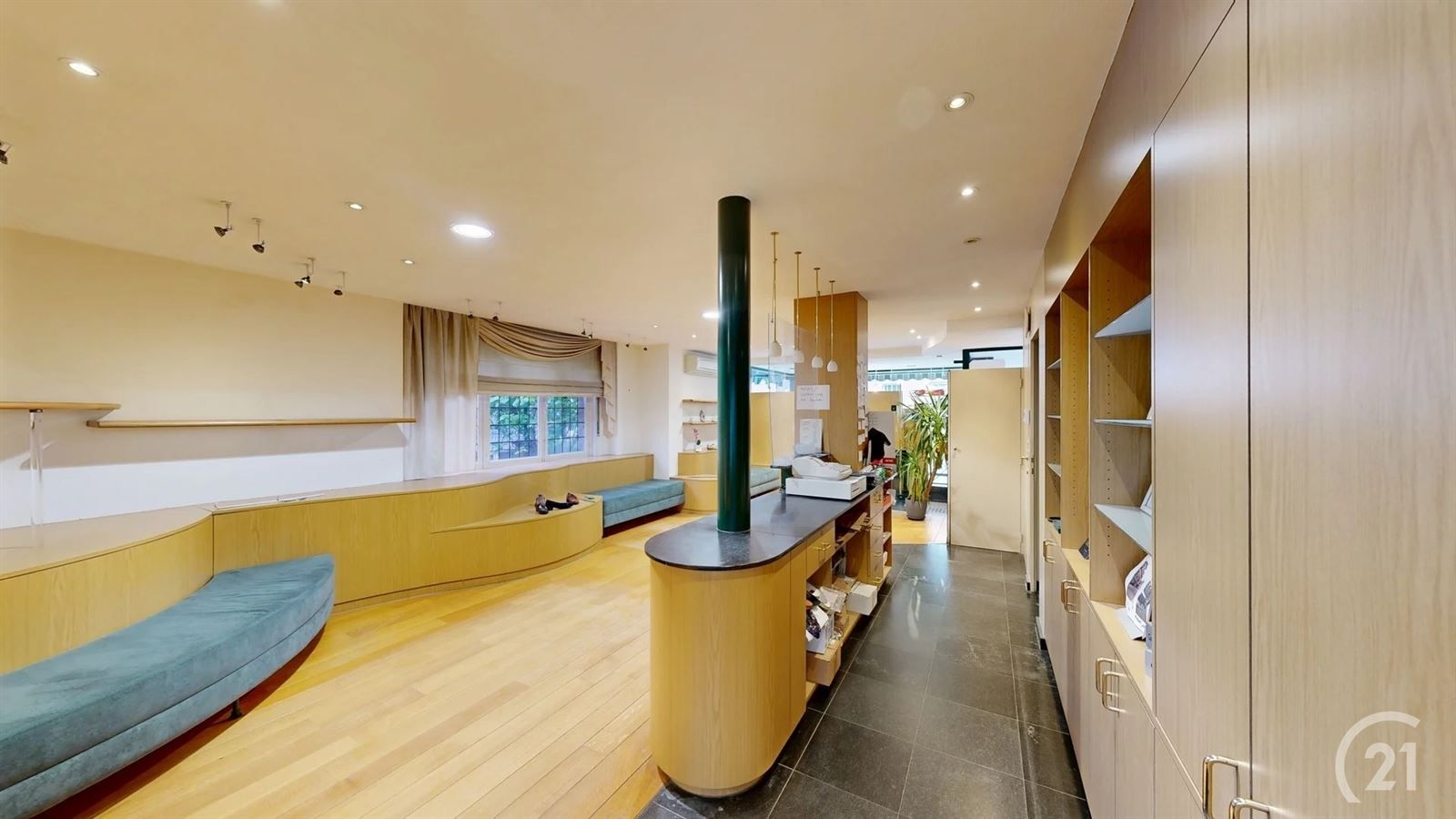 2 handelspanden + appartement +  stockageruimte en tuin foto 9