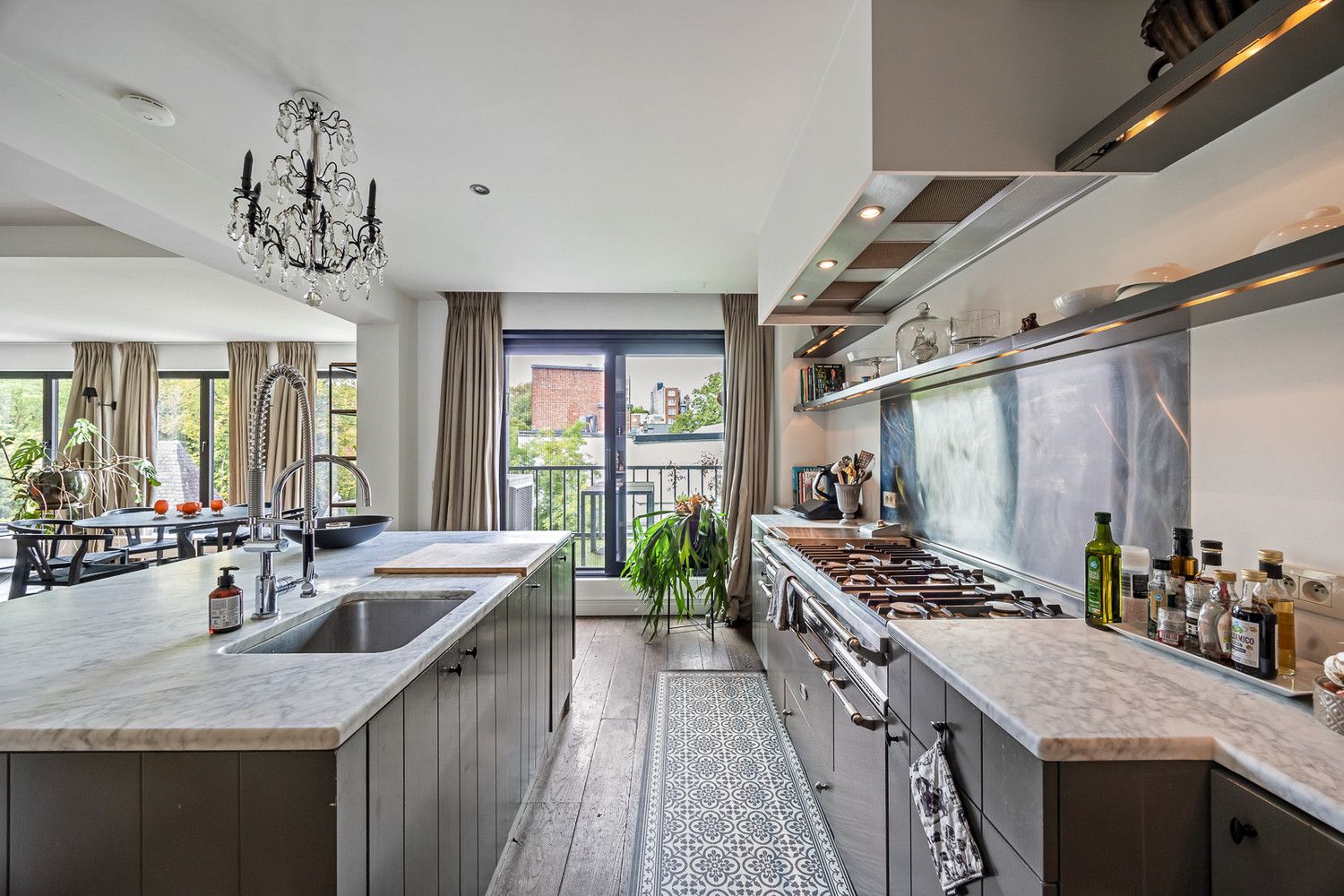 Op toplocatie te Antwerpen-Berchem: Instapklaar en energiezuinig (EPC B) luxe appartement van 127m² met zalig terras foto 11