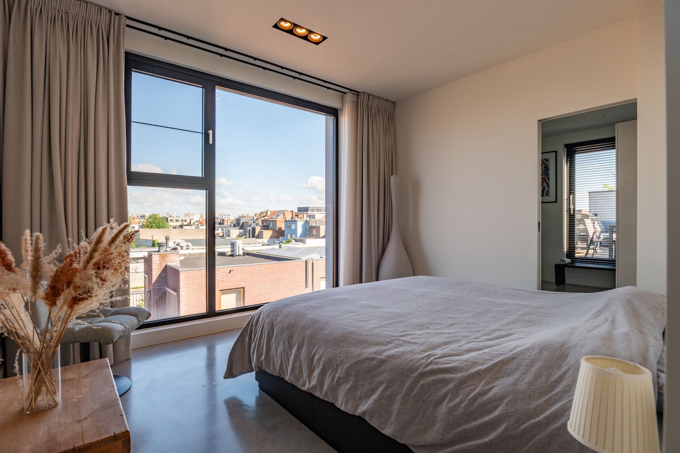 Luxe penthouse met zonneterras (40m²) in de begeerde Markgravewijk – instapklaar, lichtrijk en energiezuinig foto 19