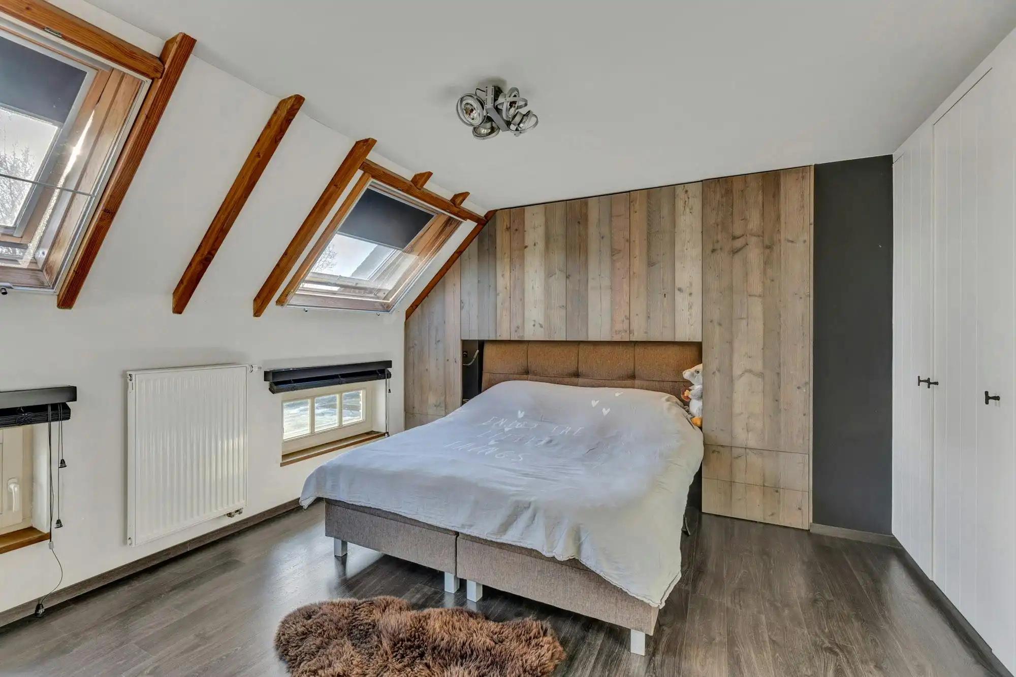 Exclusief en veelzijdig handelspand met woning te Gooik foto 24