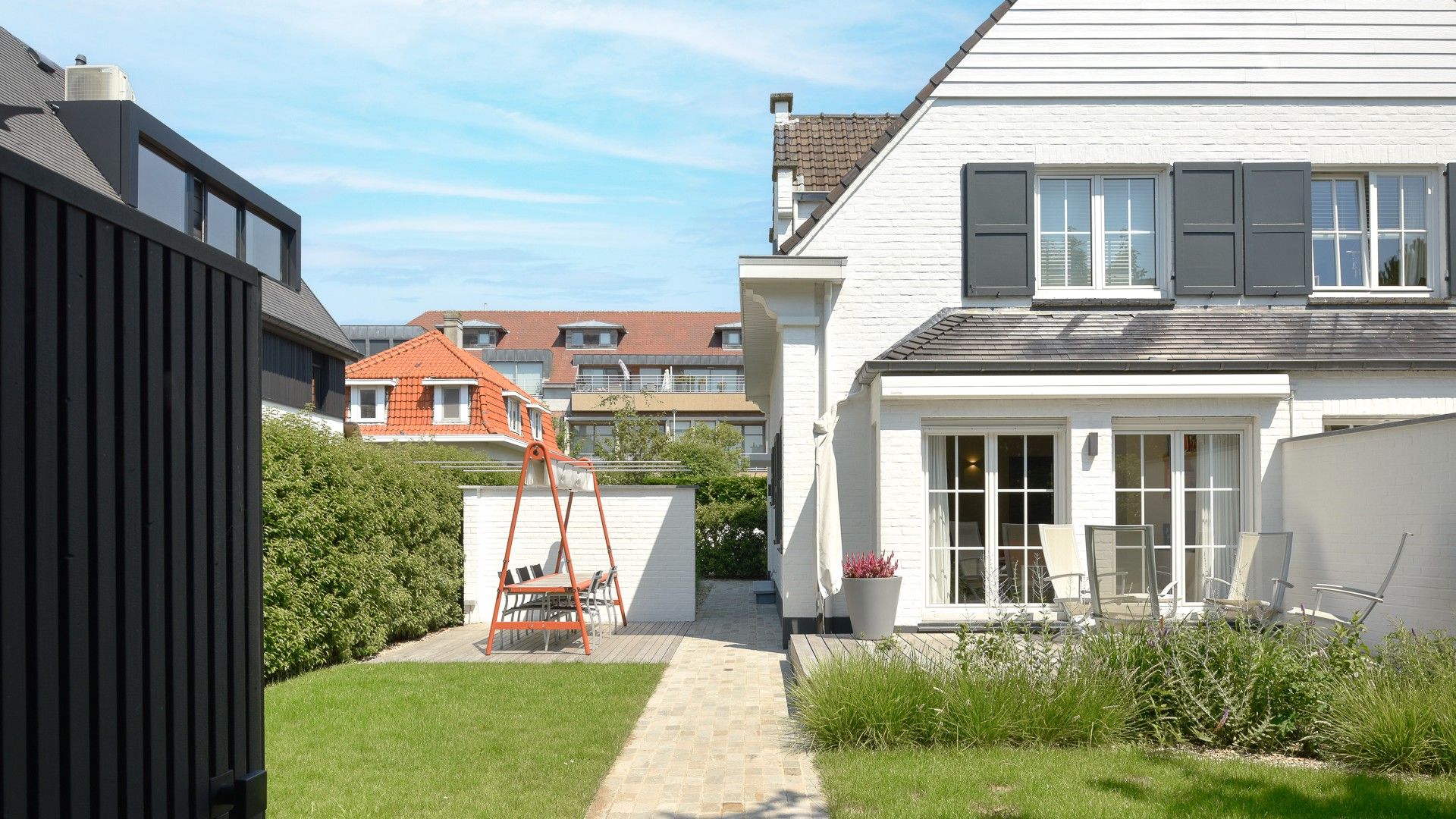 Charmante koppelvilla ideaal gelegen in een rustig paadje in het Zoute. foto 26