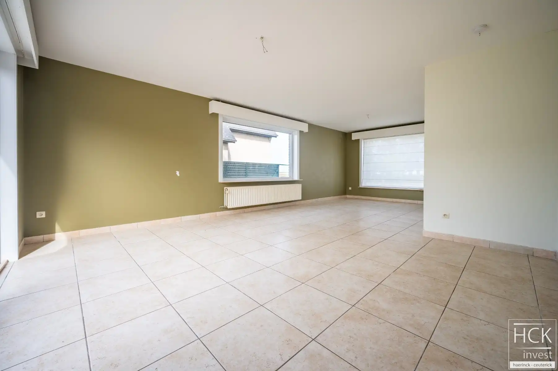 KRUISHOUTEM - Instapklare woning met 3 SLPK, garage én zonnige tuin foto 5