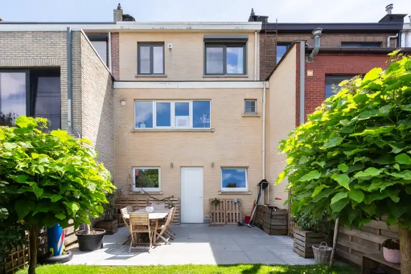 Prachtige bel-etagewoning in kindvriendelijke buurt! foto 2