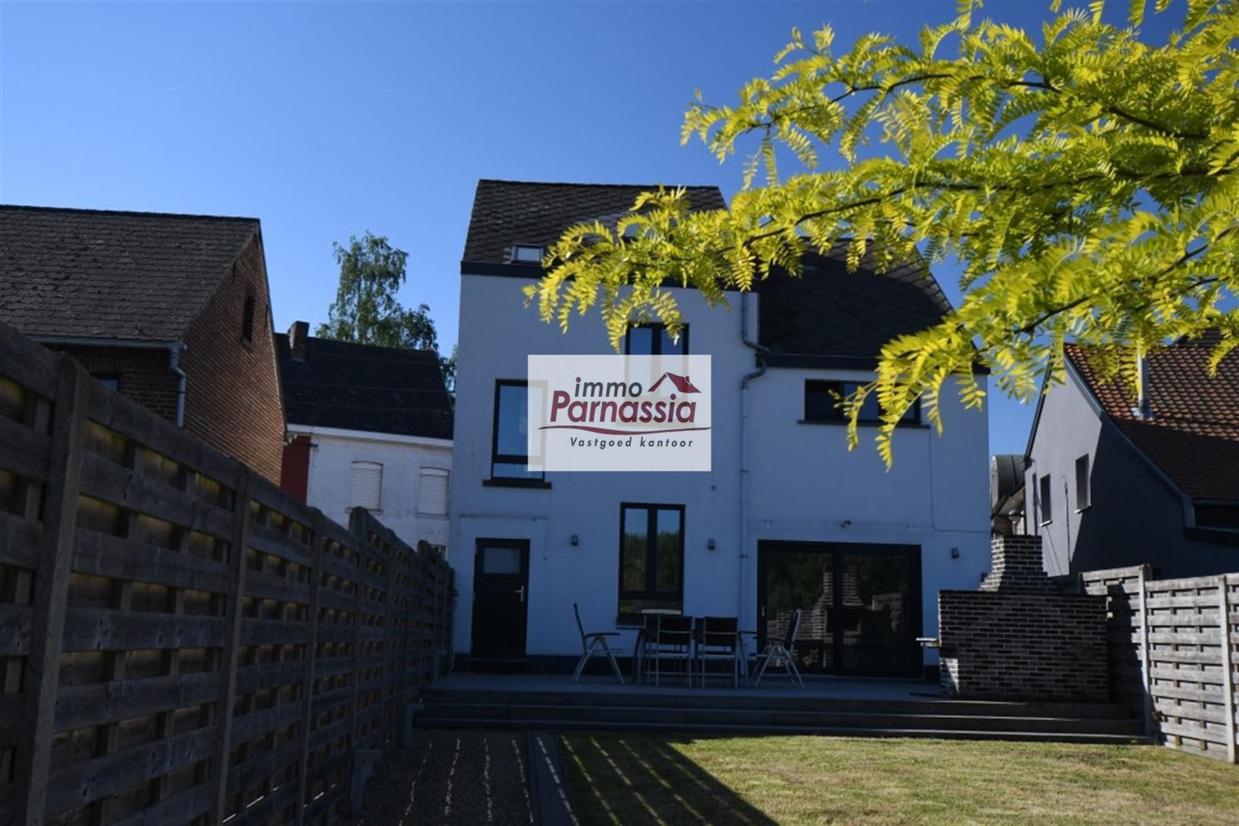 Energiezuinige woning nabij het centrum met aangename tuin foto 11