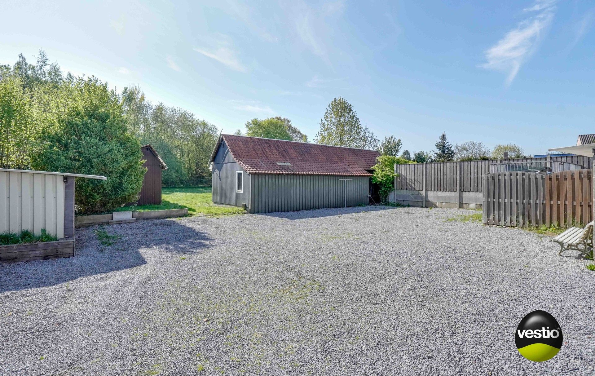 DEGELIJKE WONING MET WEILANDEN OP 1,7 HECTARE foto 45