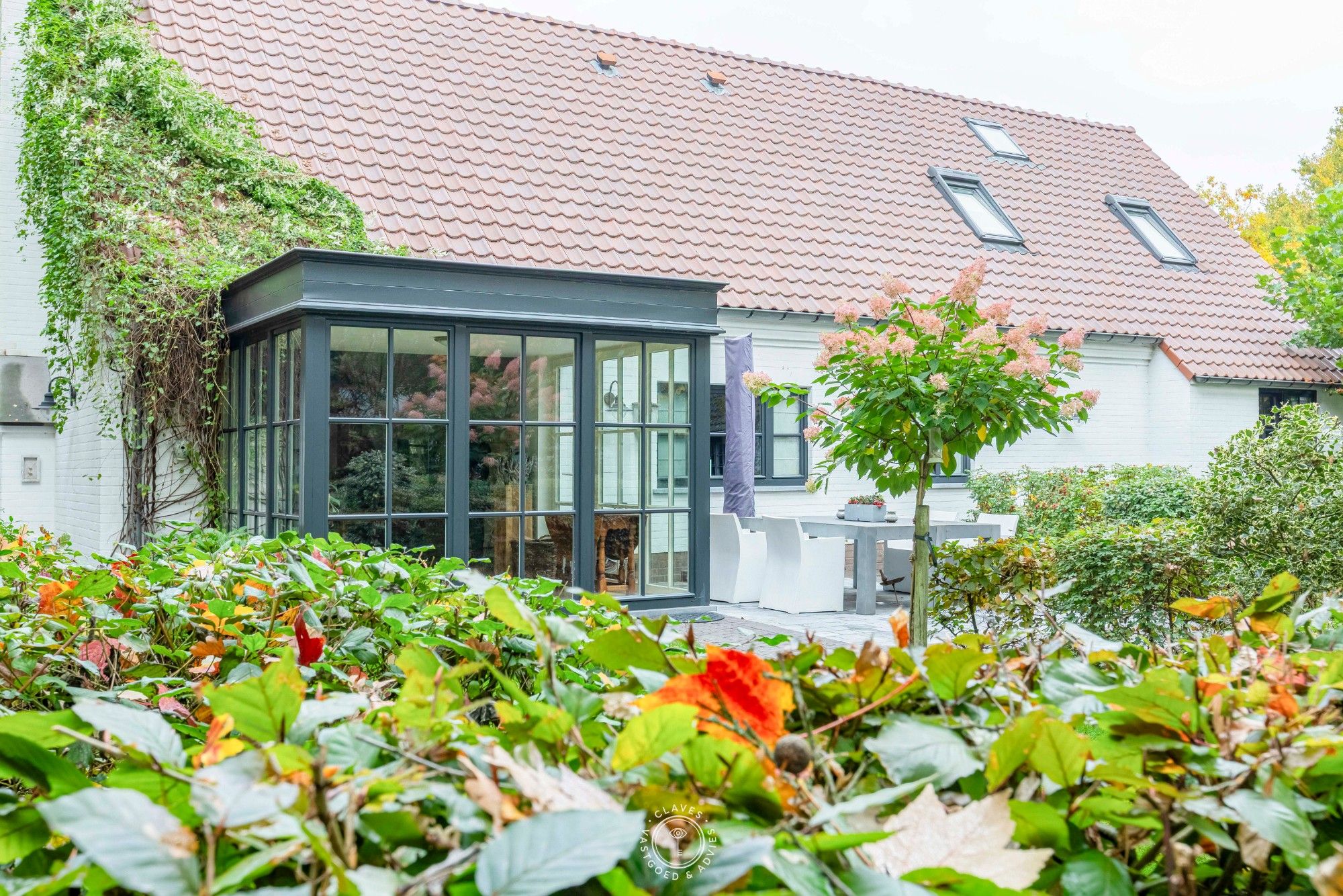 Exclusieve villa te Waasmunster, landelijke charme temidden van groen foto 12